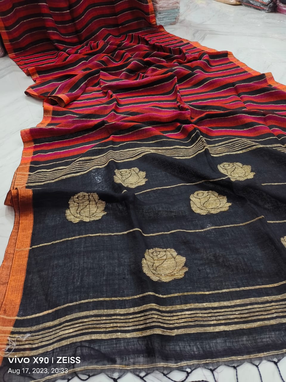 linen by linen saree