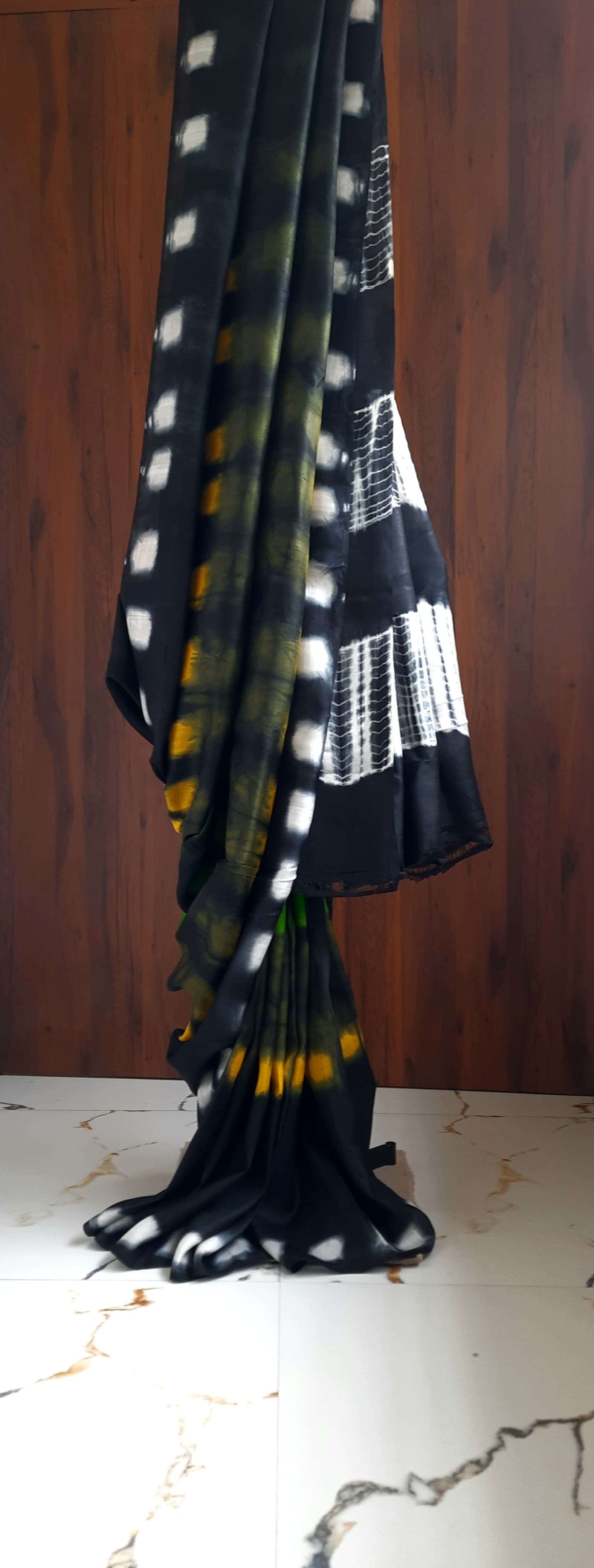 Pure Silk Special Shibori Tie-Dye Saree