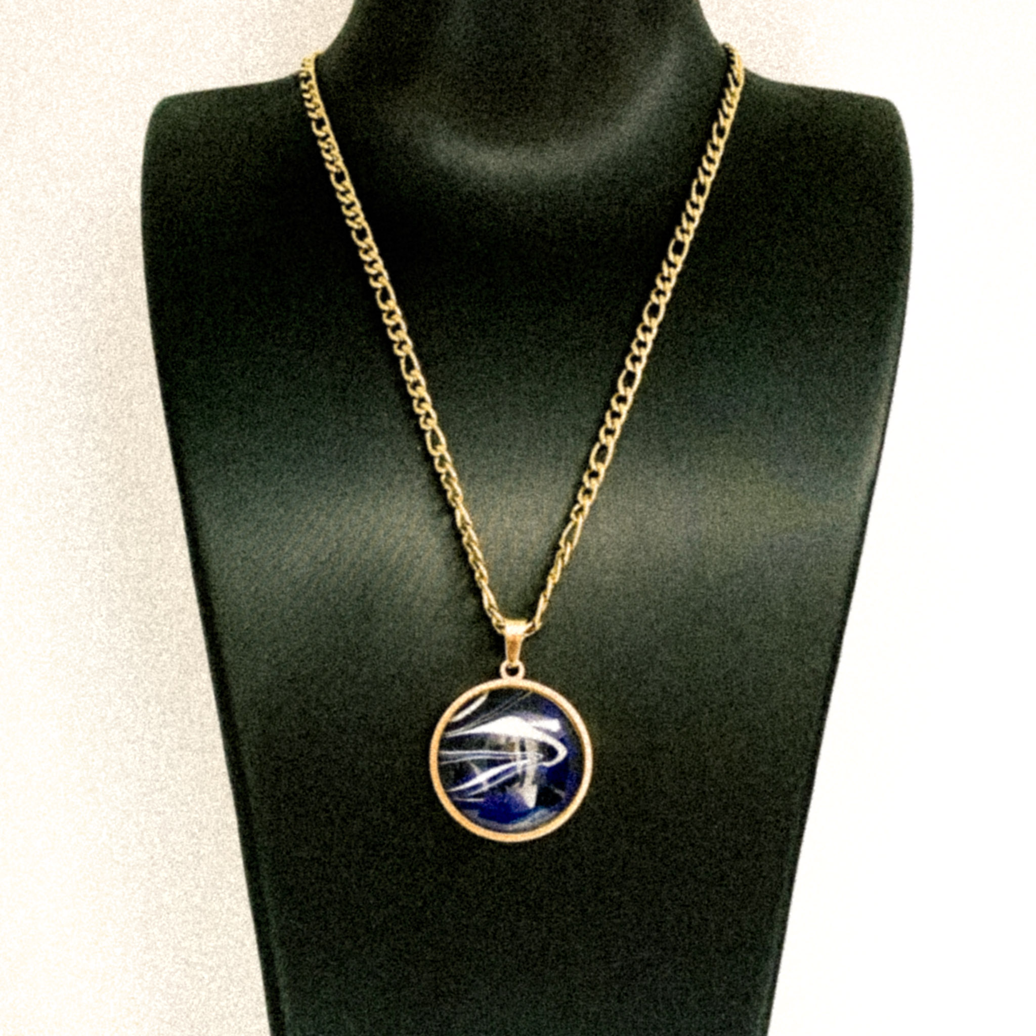 Gold Chain Pendant Necklace