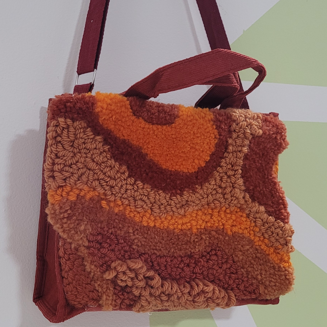 Bolsa de ombro em lã