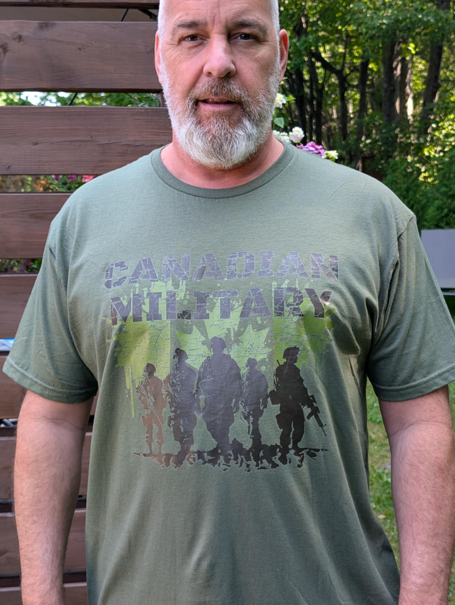 T-Shirt Canadian Military – Soldat de Terre