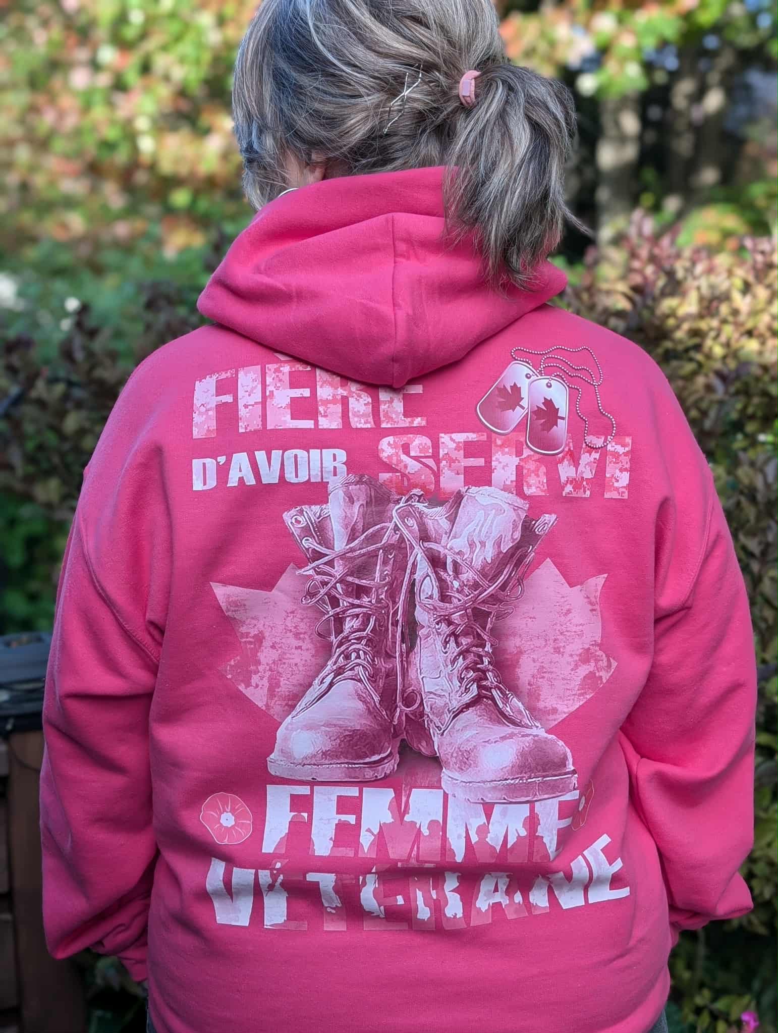 Hoodie Femme Vétérane – Fière d’avoir servi