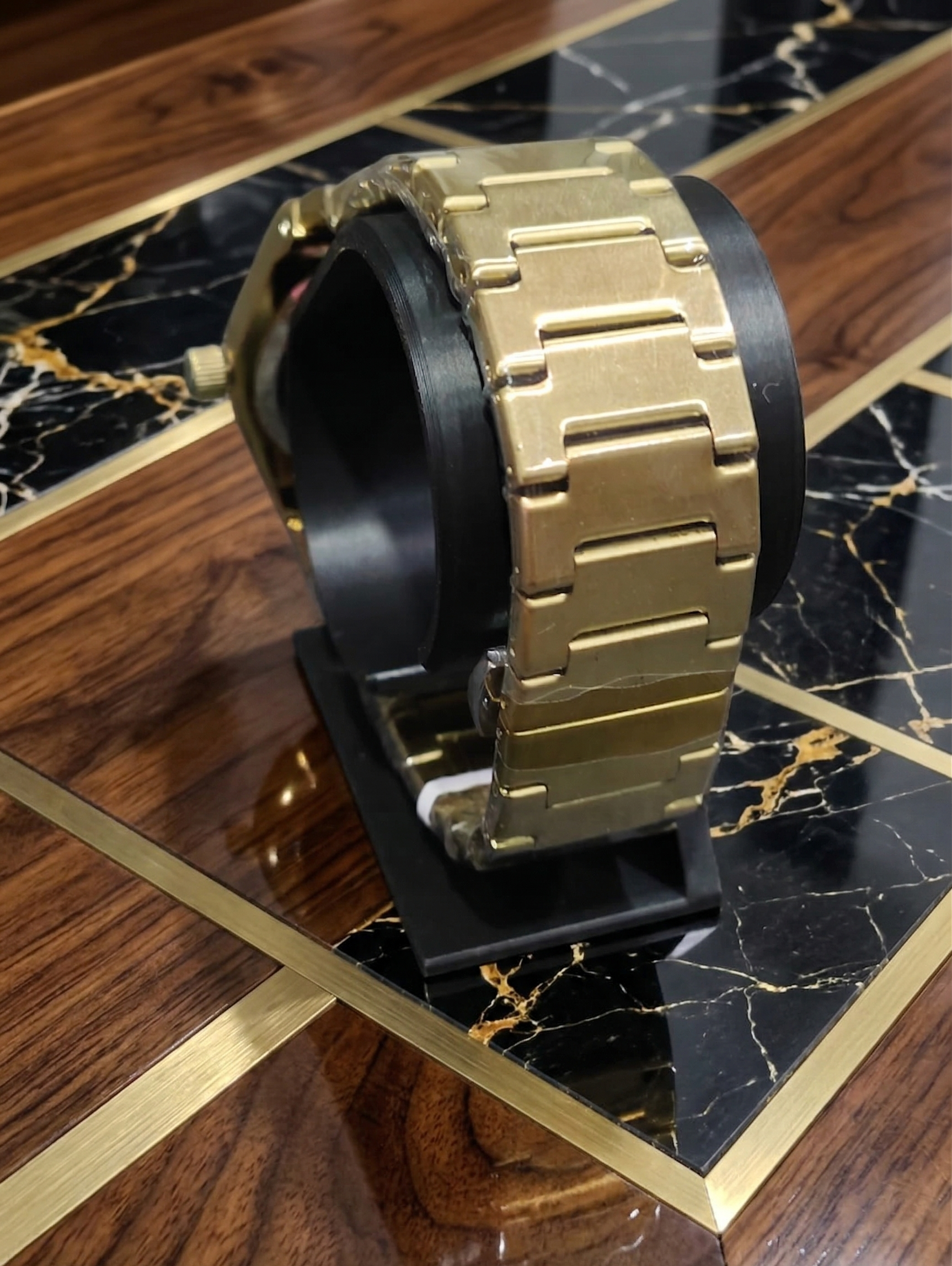 INVICTA CELESTIAL Oro 40mm