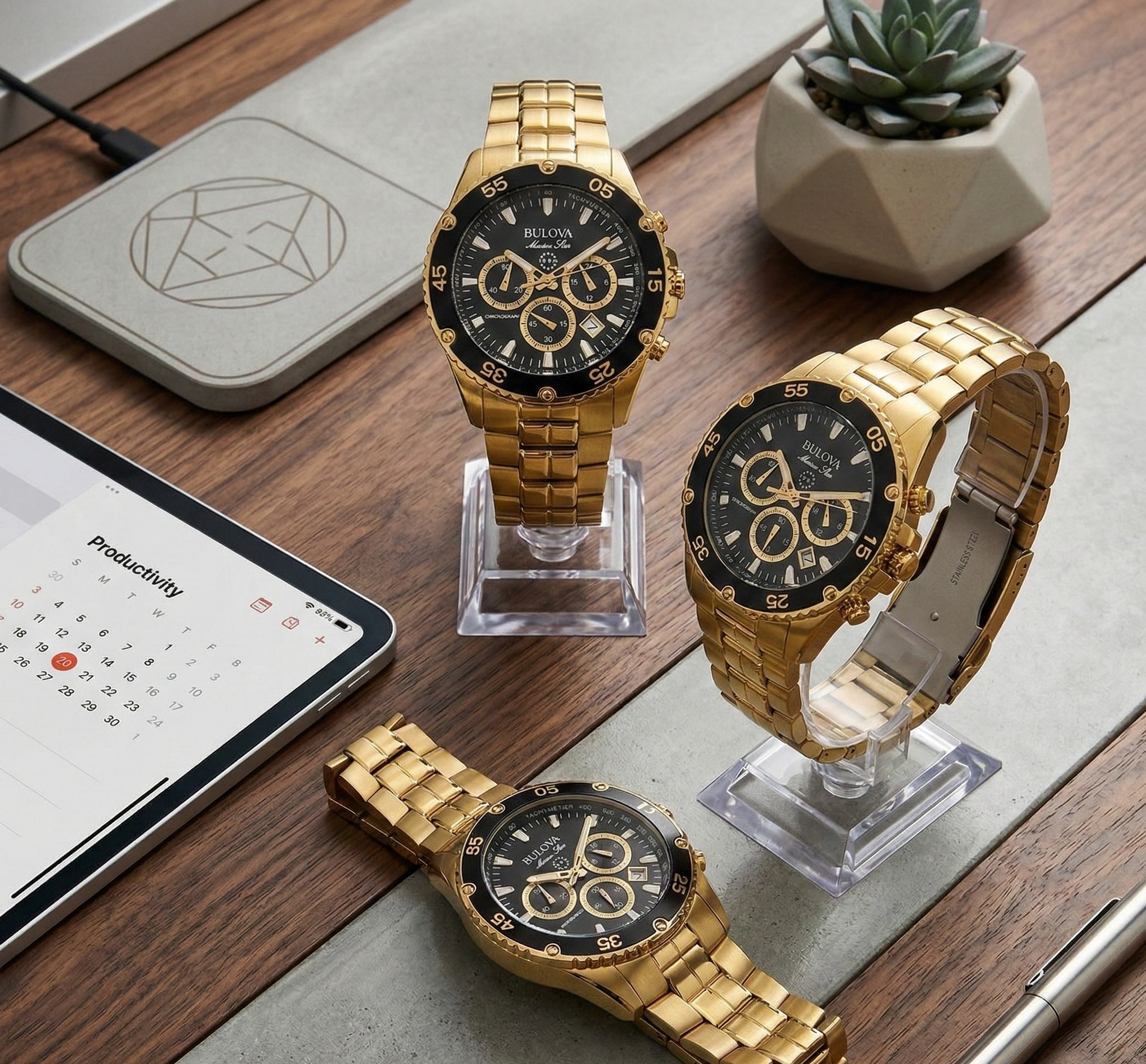 Bulova Marine Star–Dorado/Negro 41.5mm 
