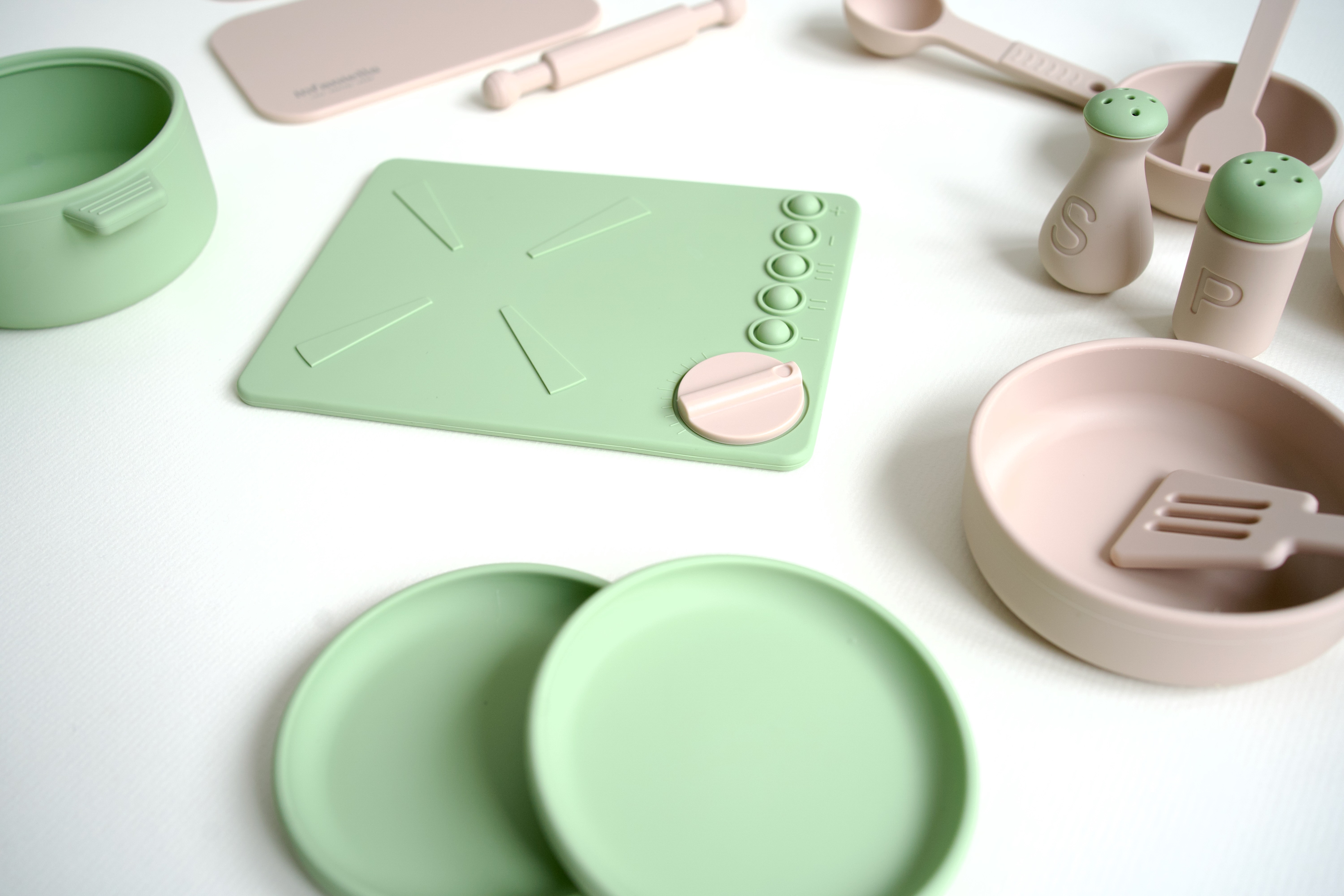 Tots and Pots Kitchen Set 