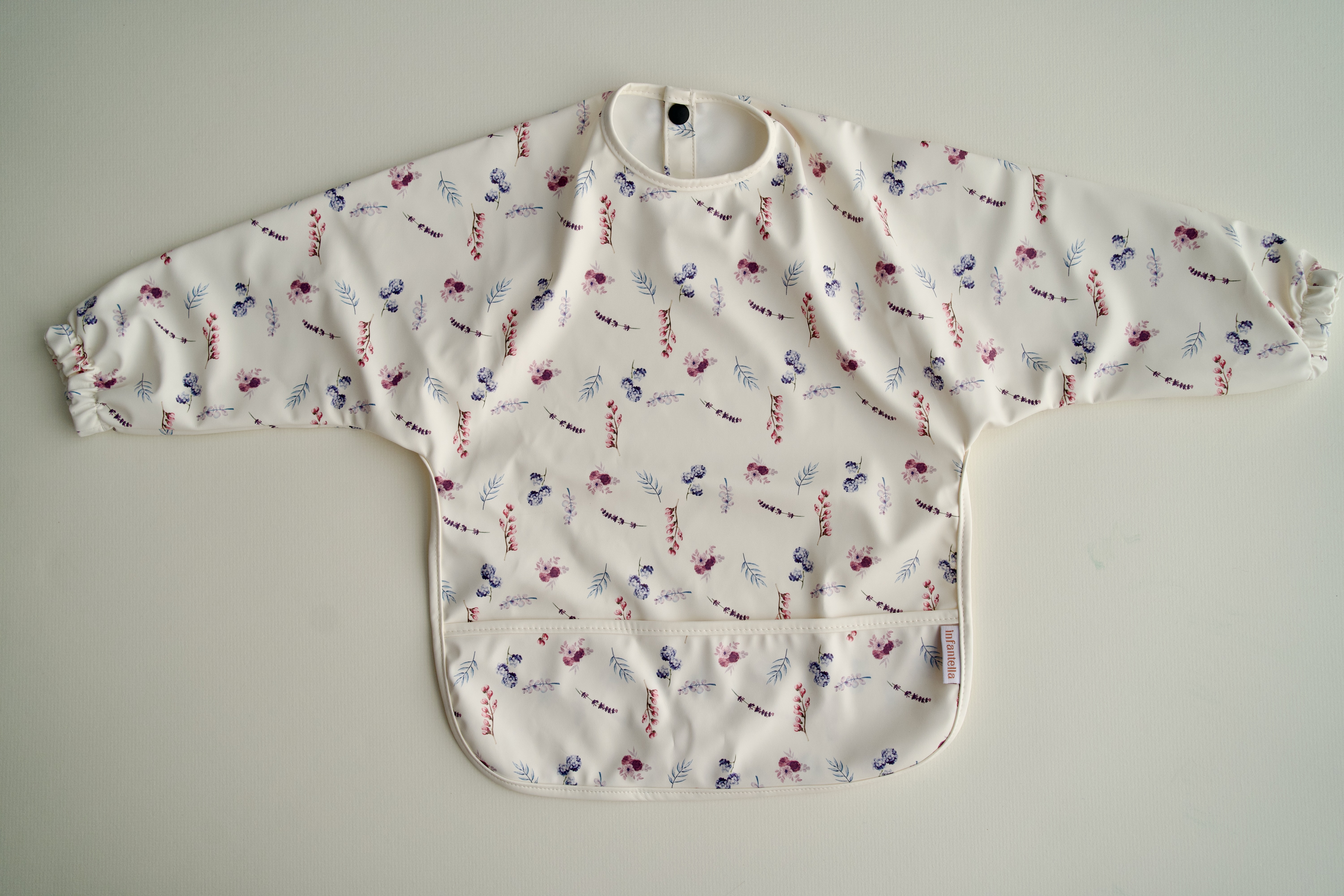 Nature-Inspired Bib Aprons