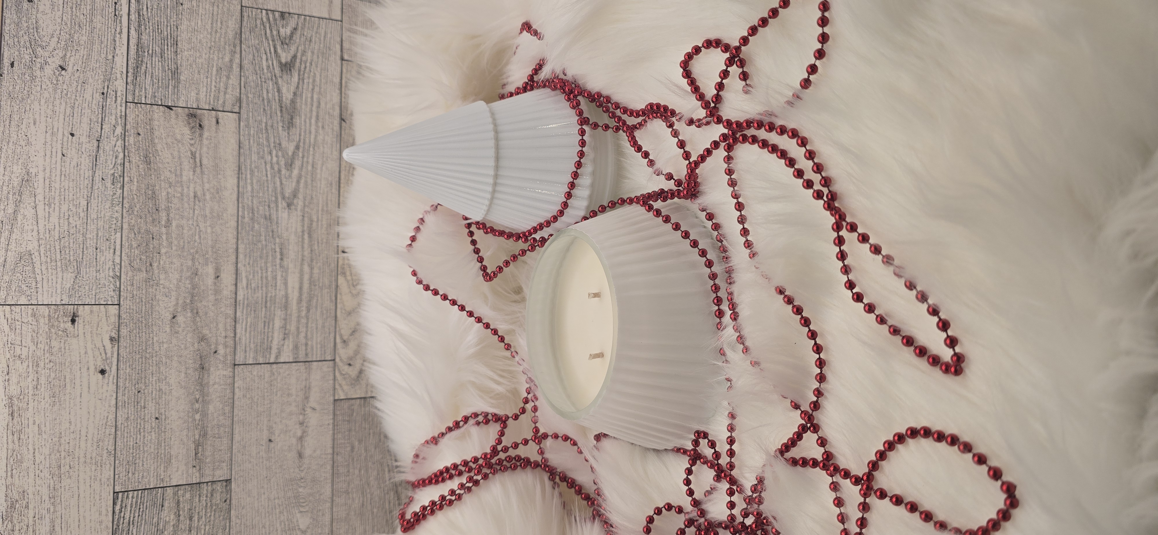 8oz White Christmas Tree