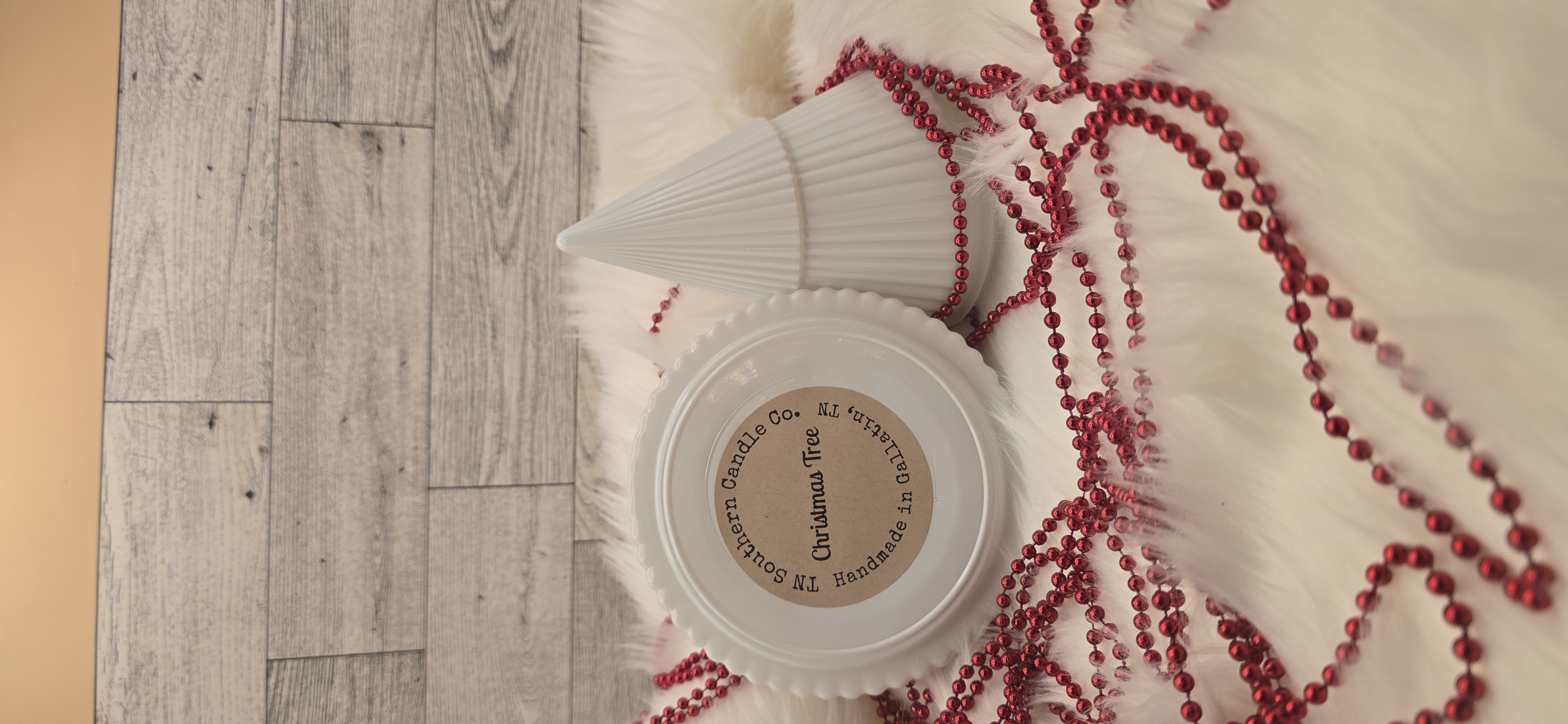 8oz White Christmas Tree