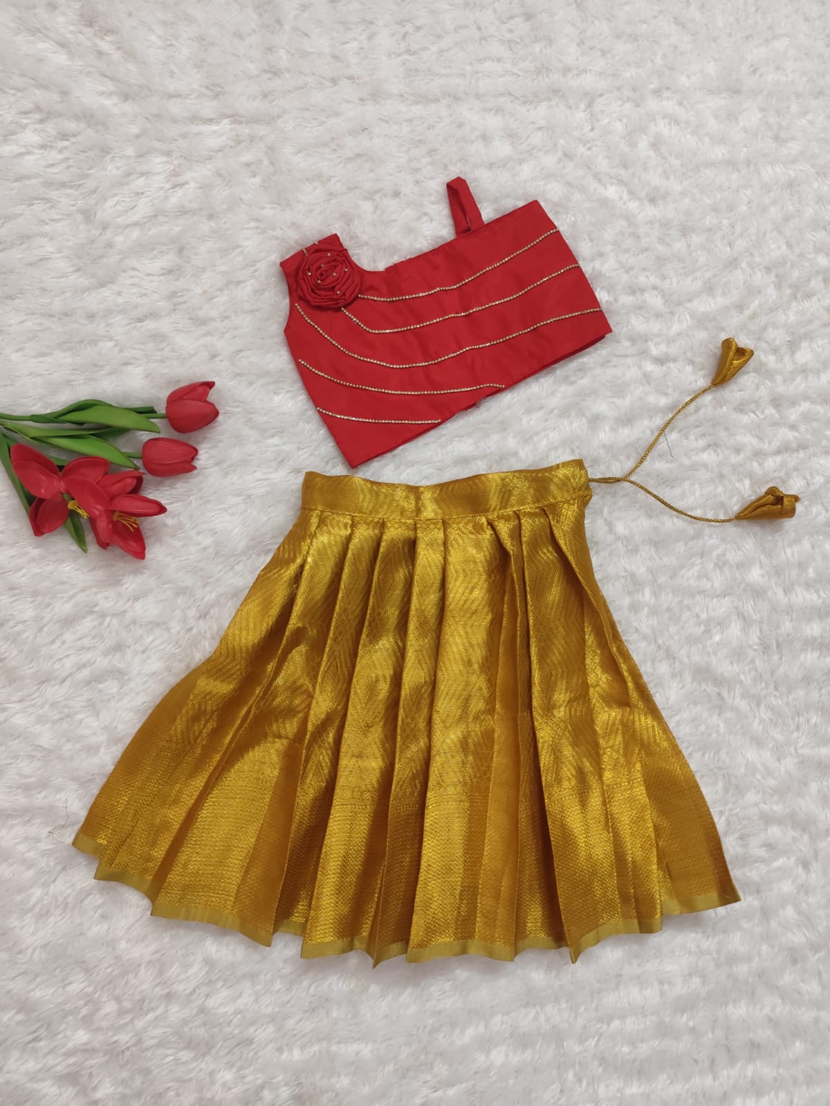 MYRA-RED WITH GOLDEN