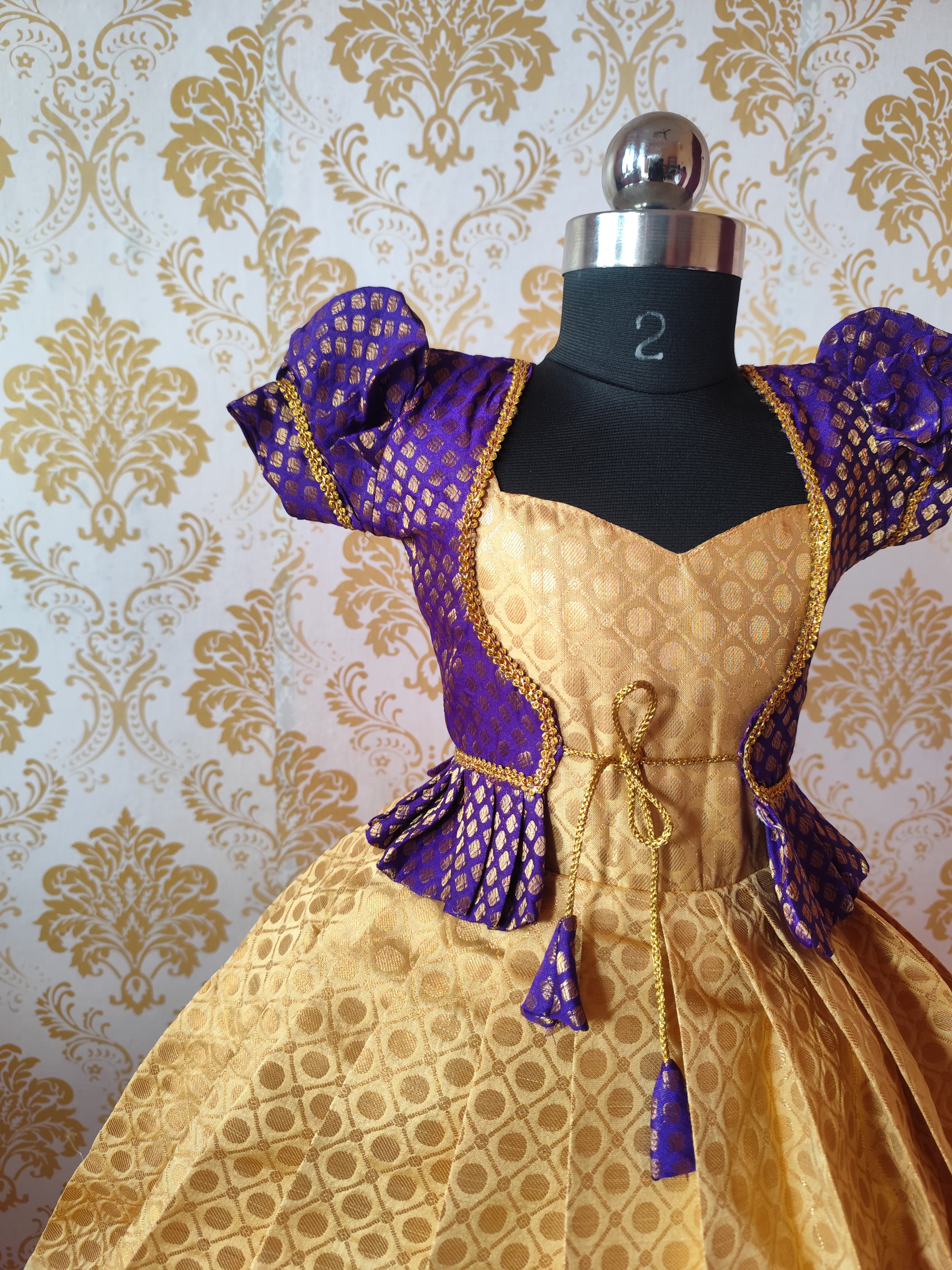 BANARAS- VIOLET WITH GOLDEN
