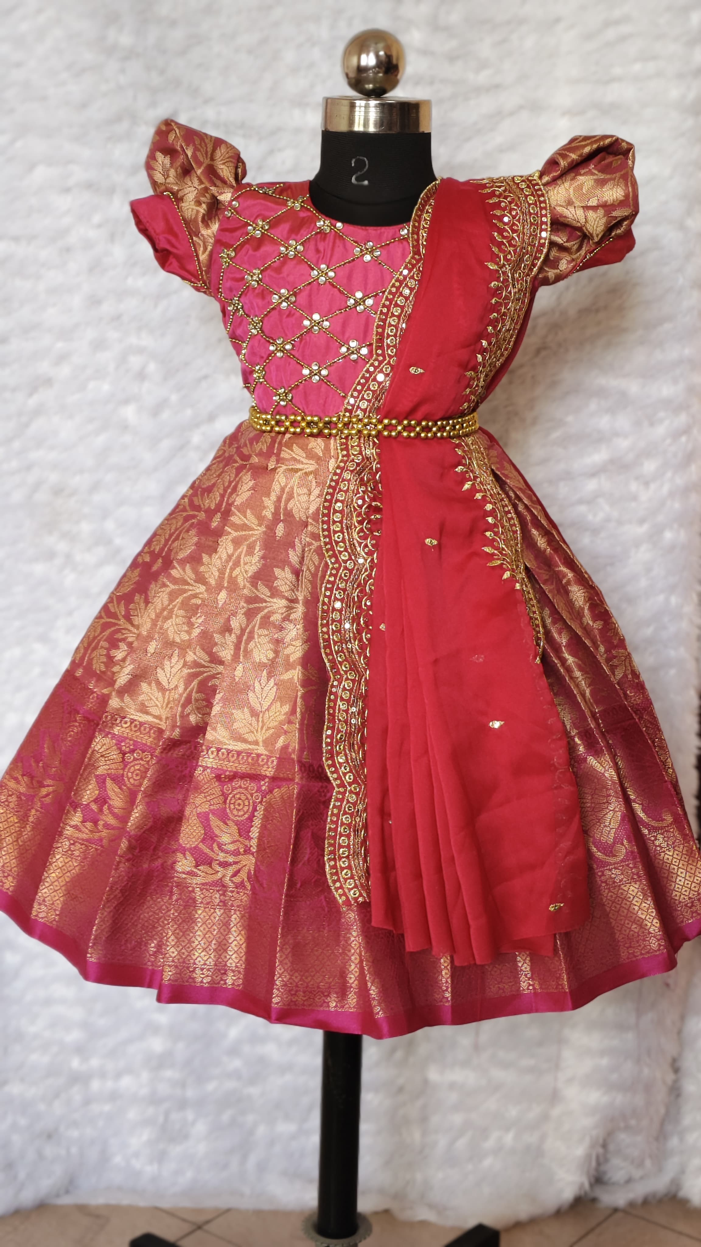 OVIYA-DARK PINK