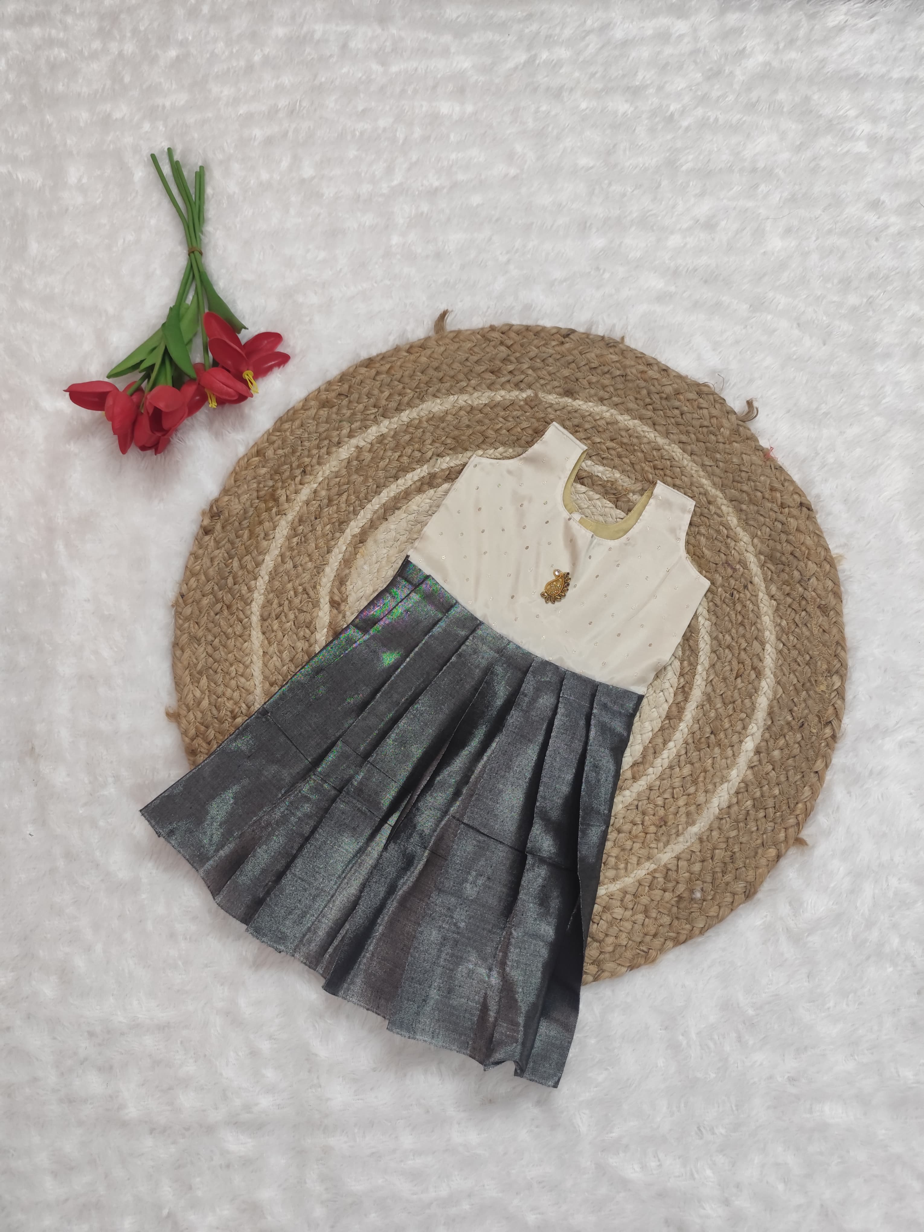 Tiny Treasures  Last Pieces