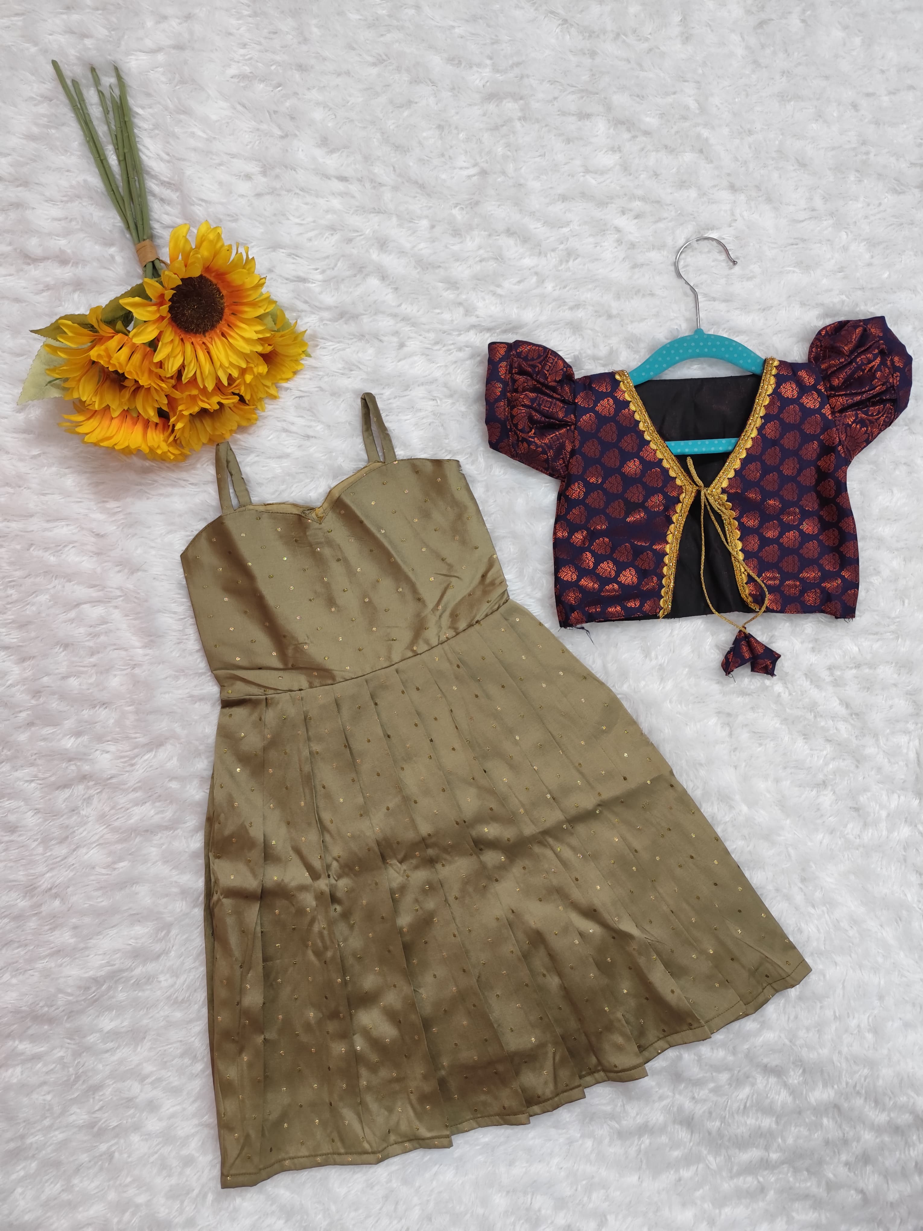 DIKSHA- PEWTER SET