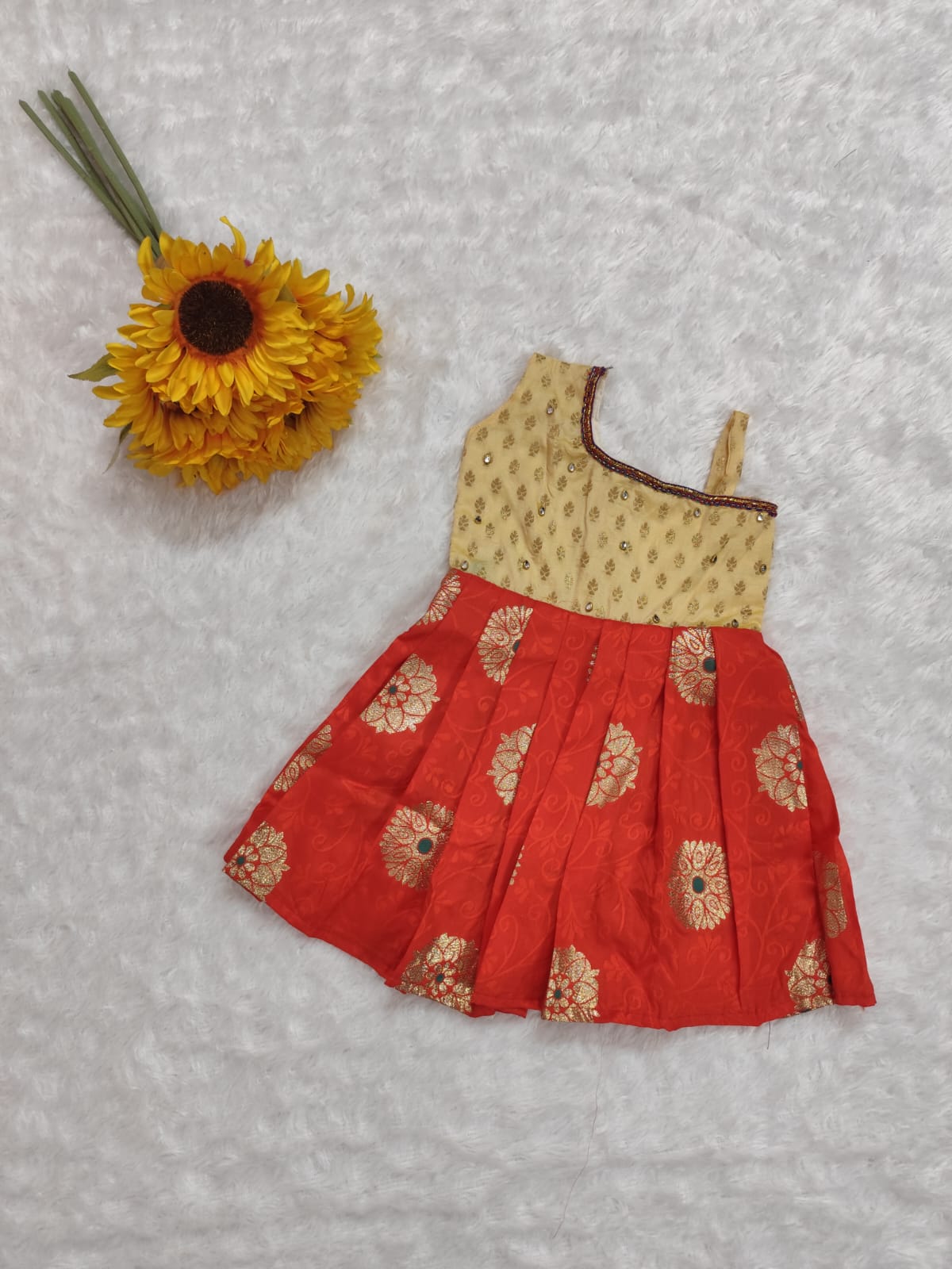 Tiny Treasures  Last Pieces