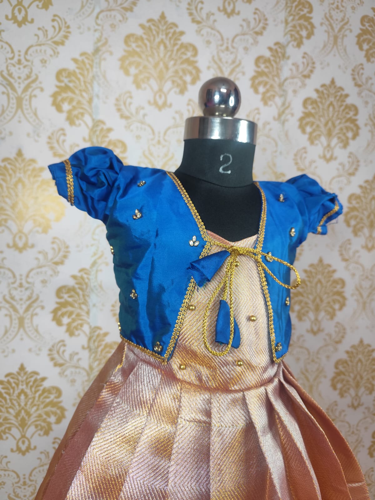 DIKSHA-PEACH WITH BLUE