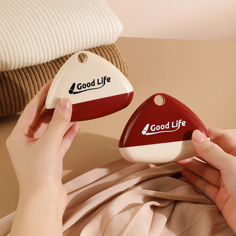 Reusable Lint Rollers : Buy 1 And Get 1 For Free
