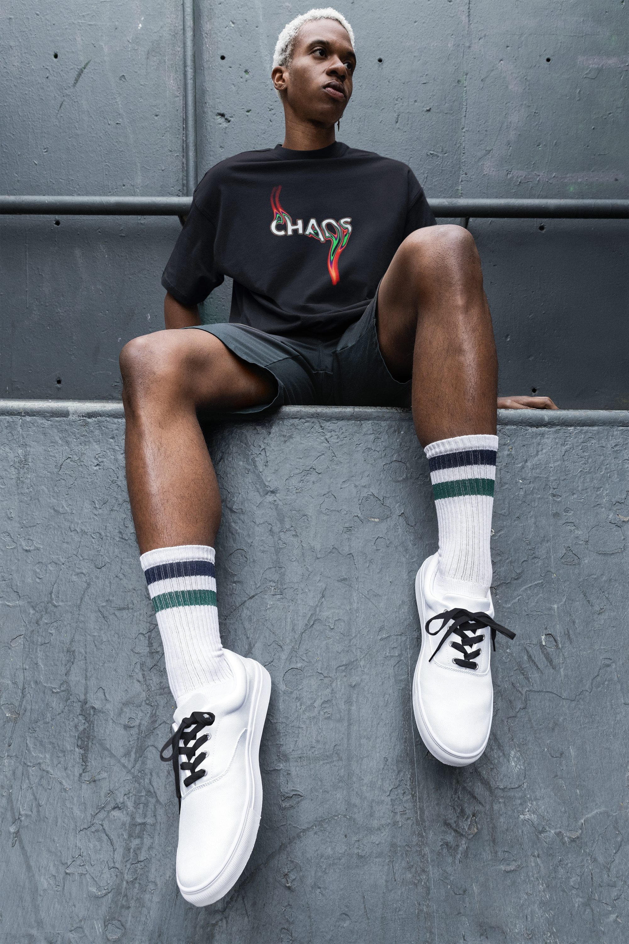 CHAOS Oversized T-shirt
