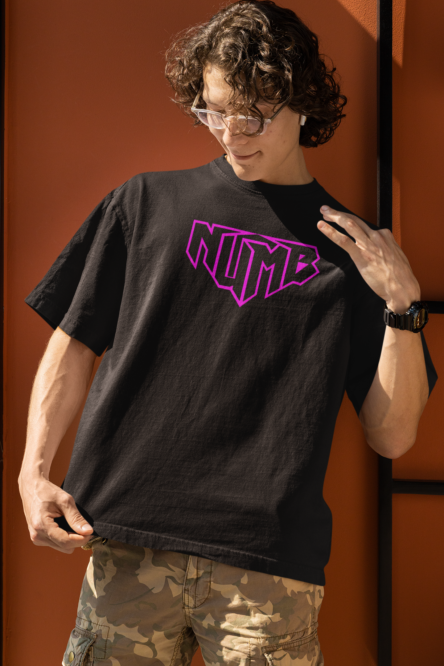 Numb - Oversized Tshirt