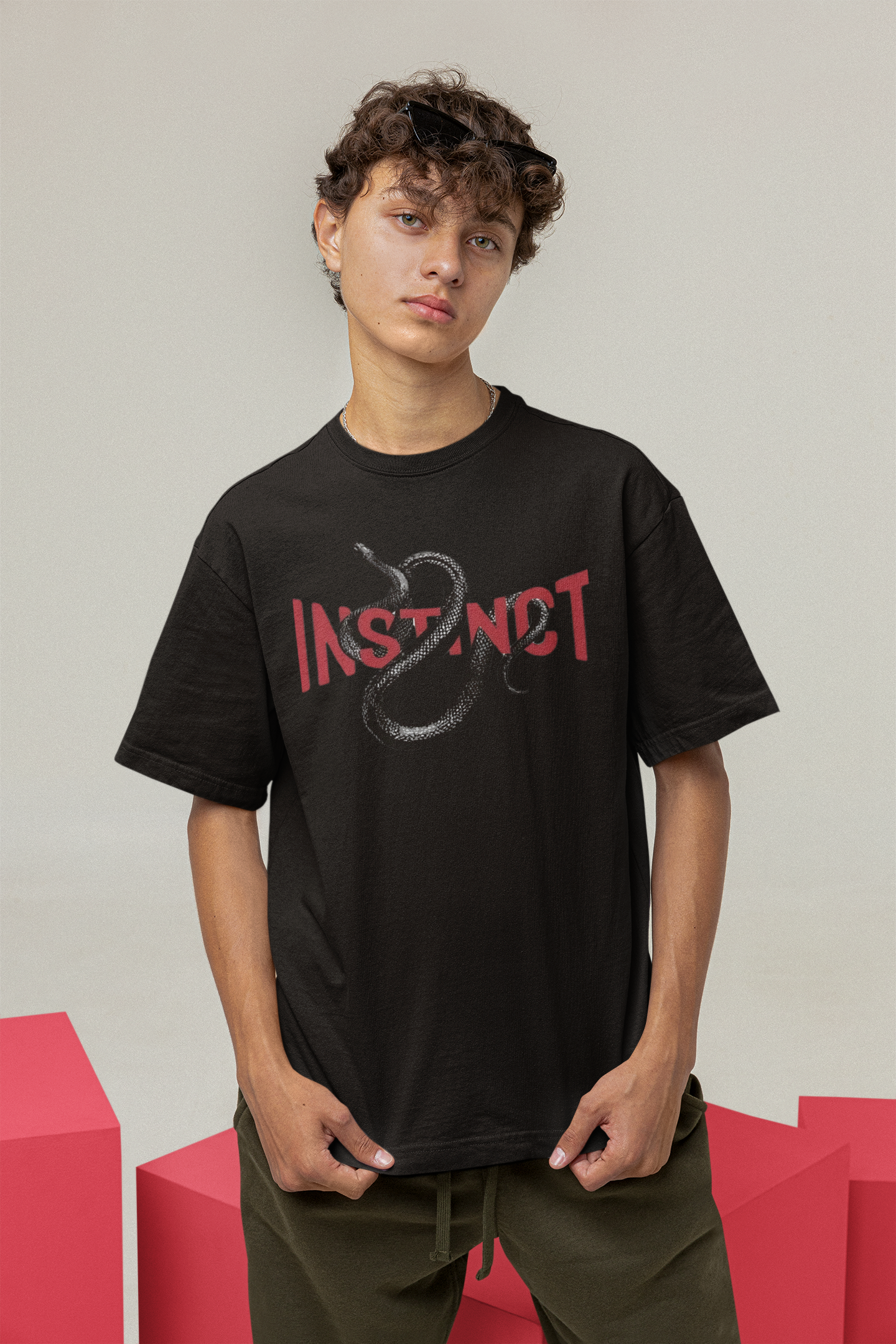 Instict - Oversized Tshirt