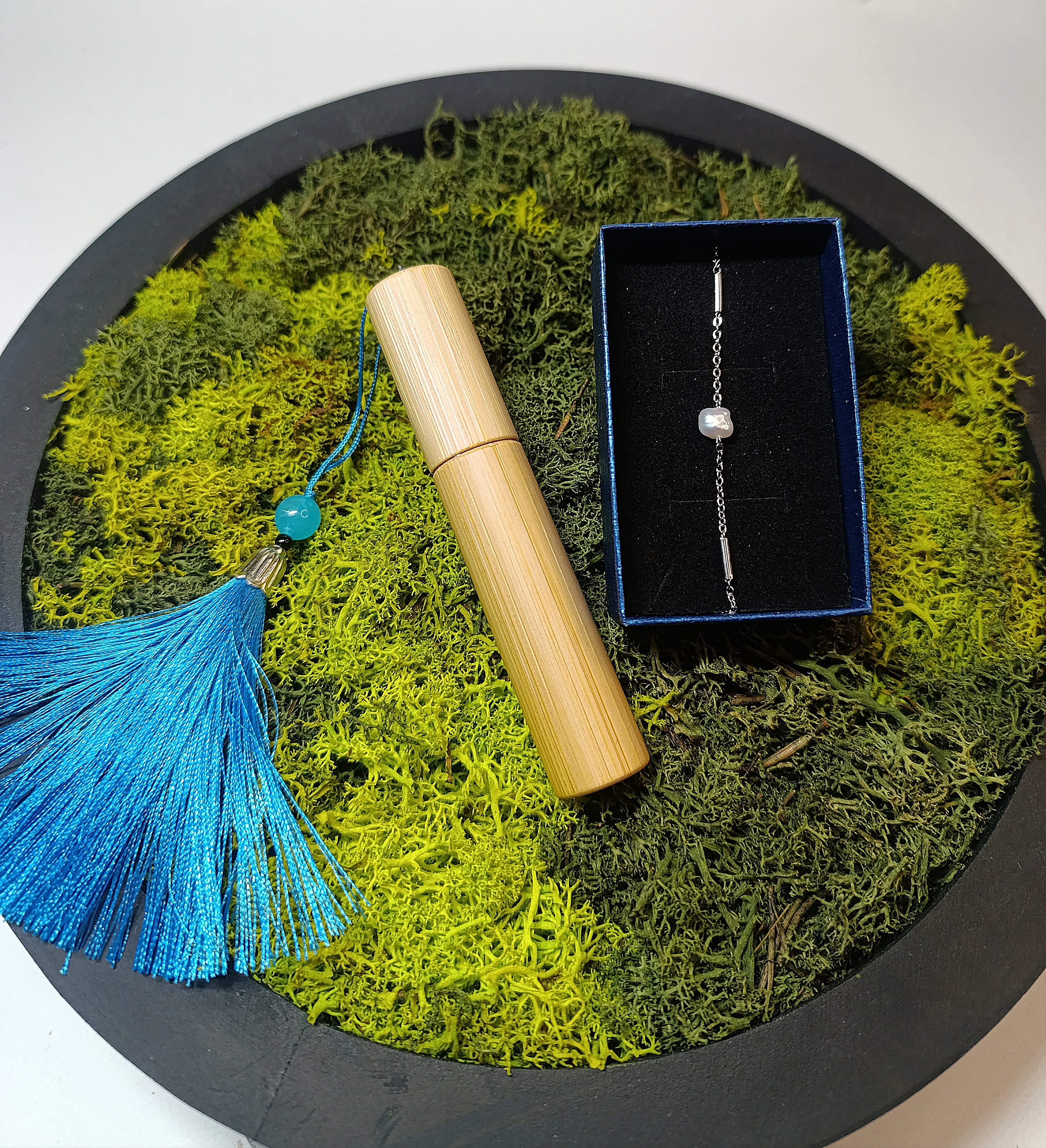 Papuošalo ir kvapo rinkinys ' ATTAR / Golden Santal