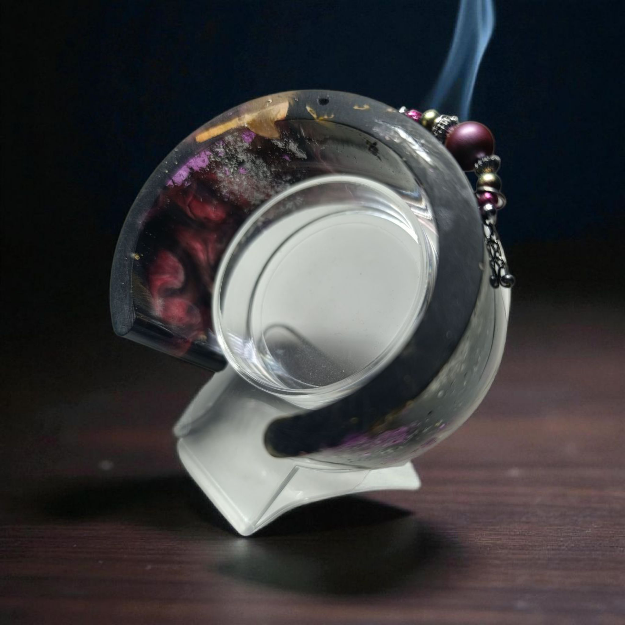 Rankų darbo apyrankė su perliuku