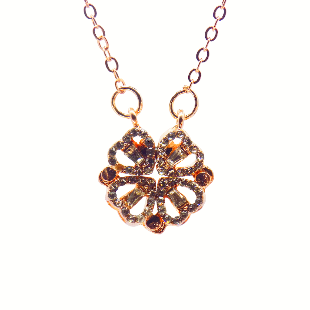 El regalo 4 leaf clover convertible magnetic necklace