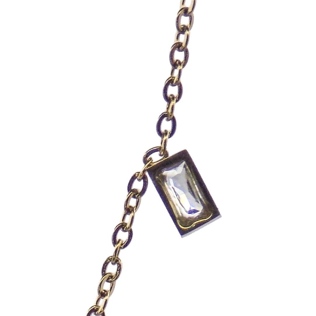 Elegant Gold Necklace