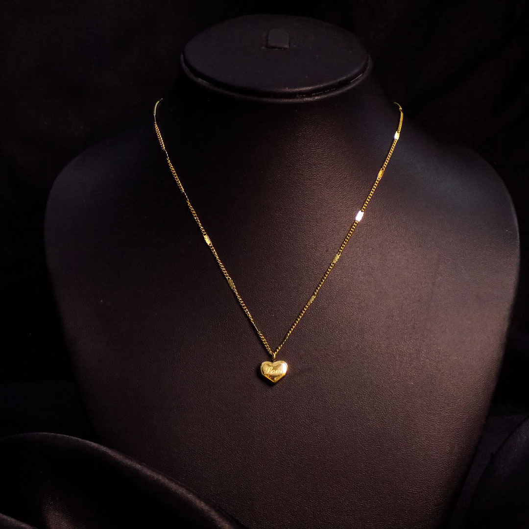 Gold Heart 'Love' Pendant Necklace