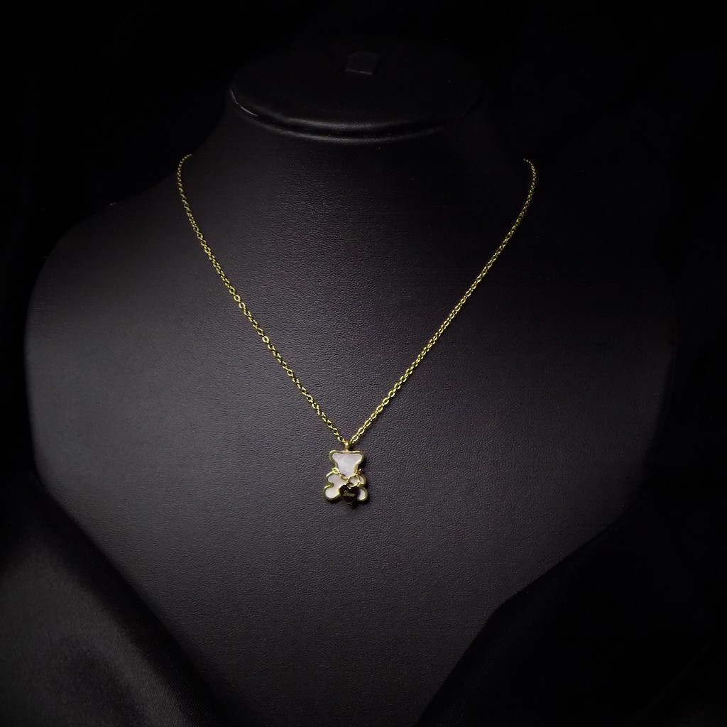 Teddy Amour Pendant Necklace