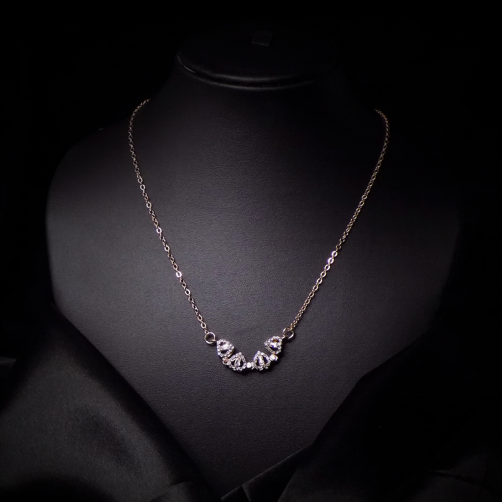 El regalo 4 leaf clover convertible magnetic necklace