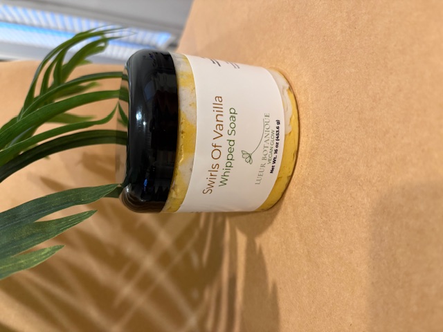 16 oz Swirls Of Vanilla Whipped Soap