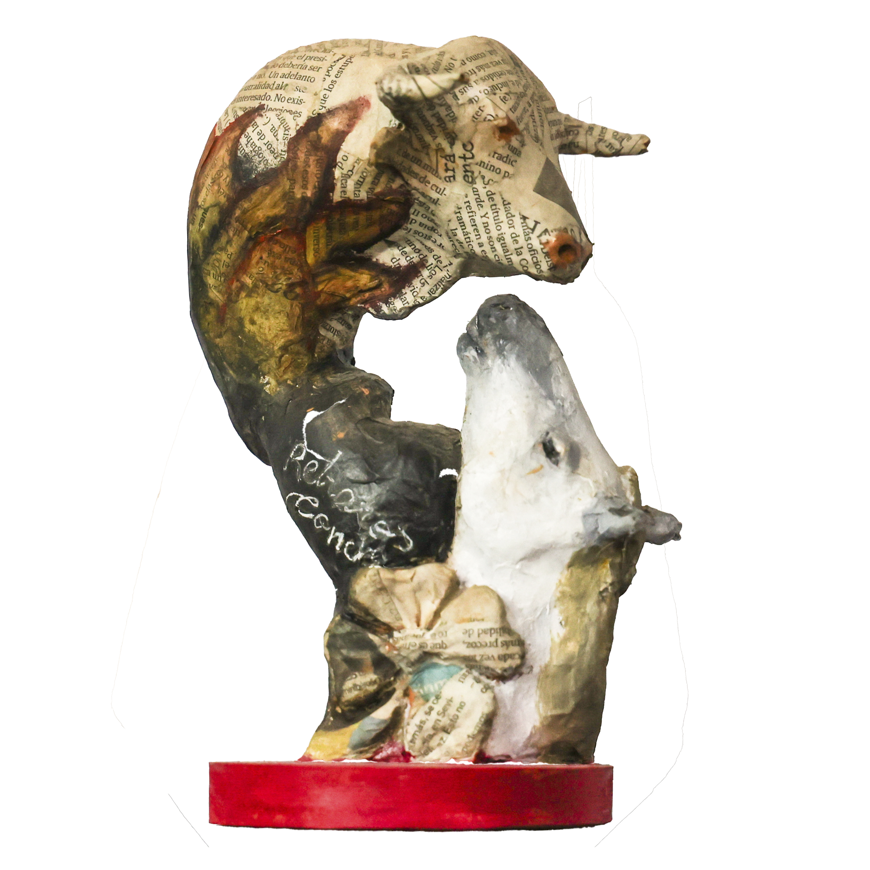Escultura de Toro y Lobo en Papel Maché