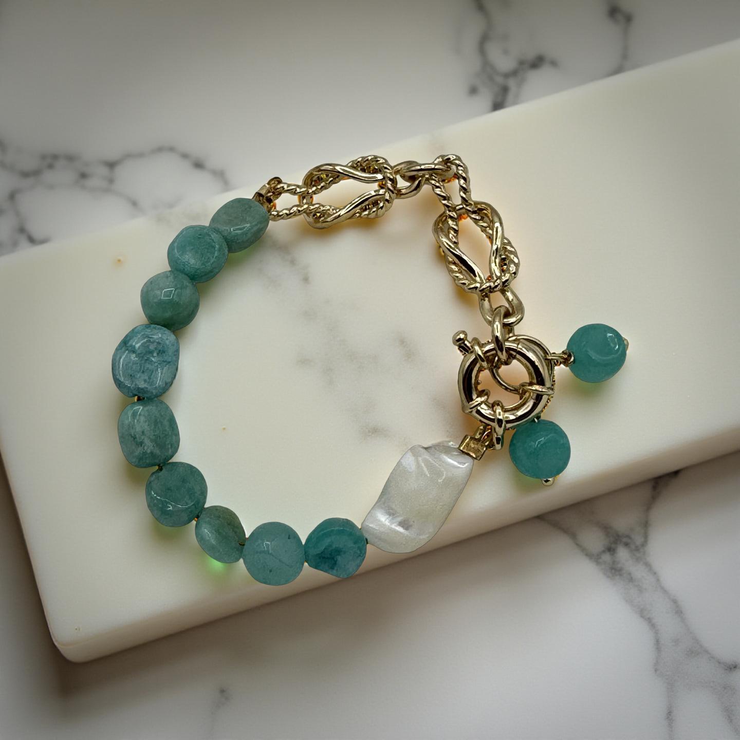 Elegant Amazonite Bead Bracelet