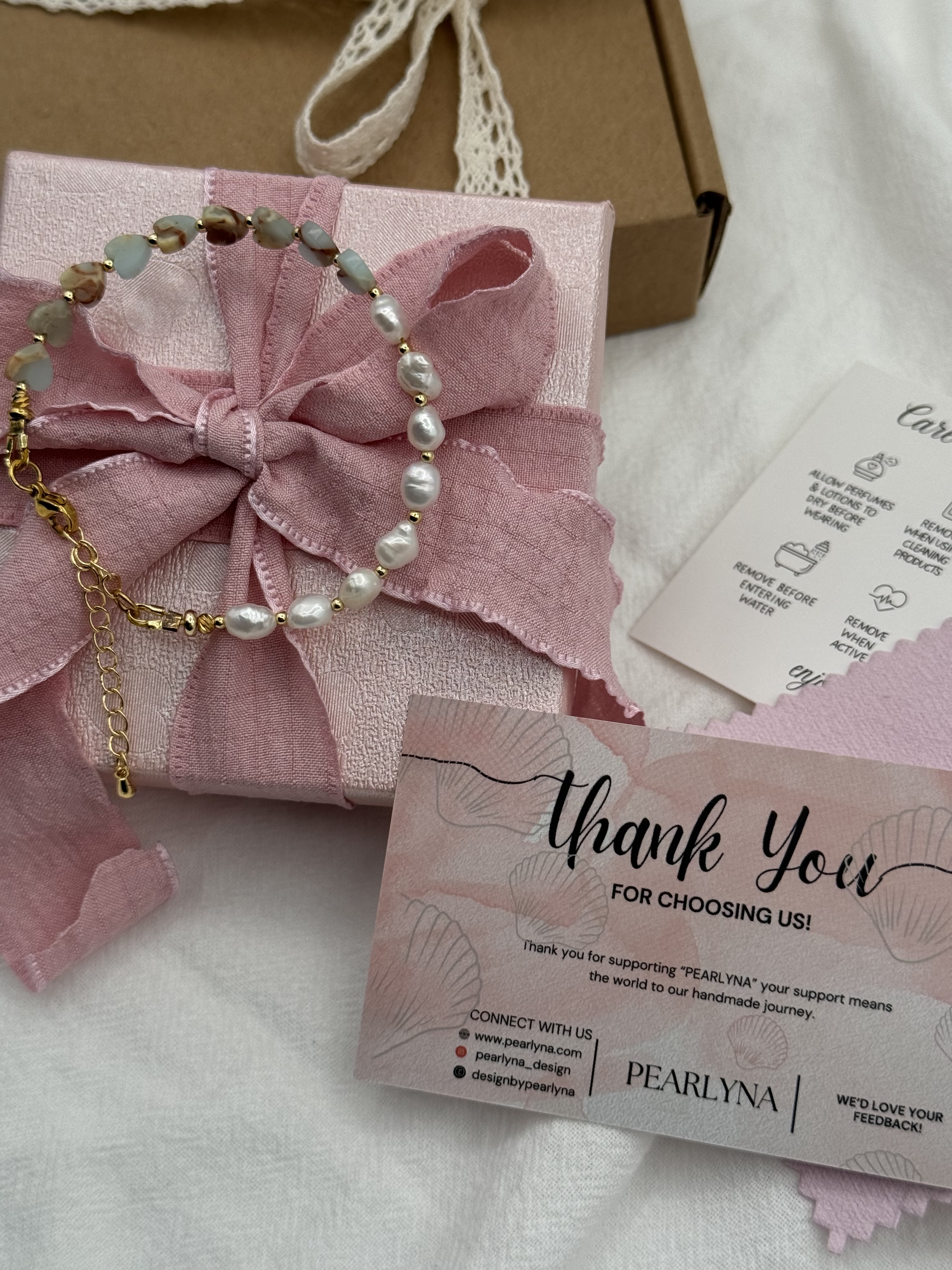 Elegant Pearl and Gemstone Bracelet