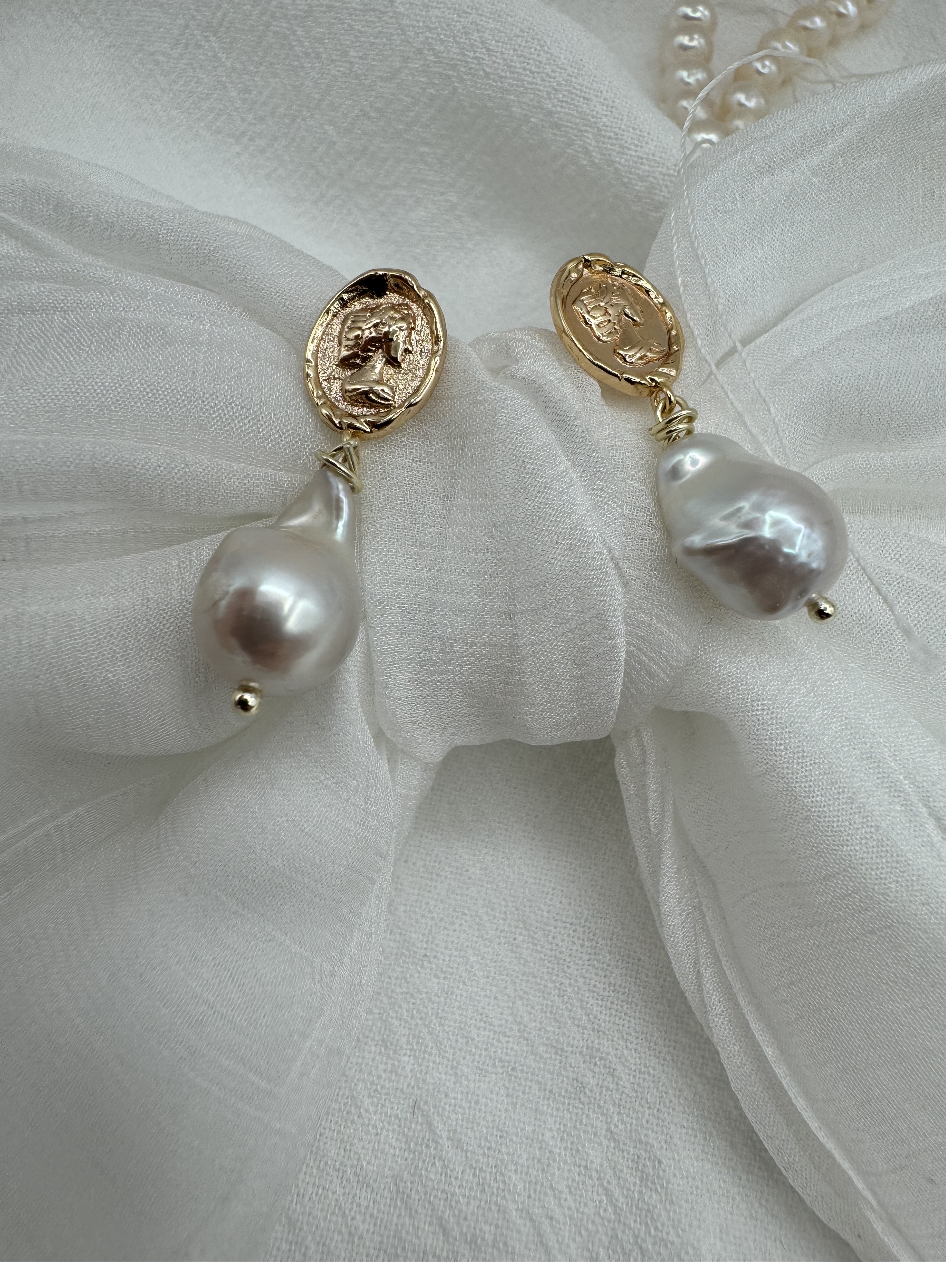 Baroque Pearl Drop Earrings