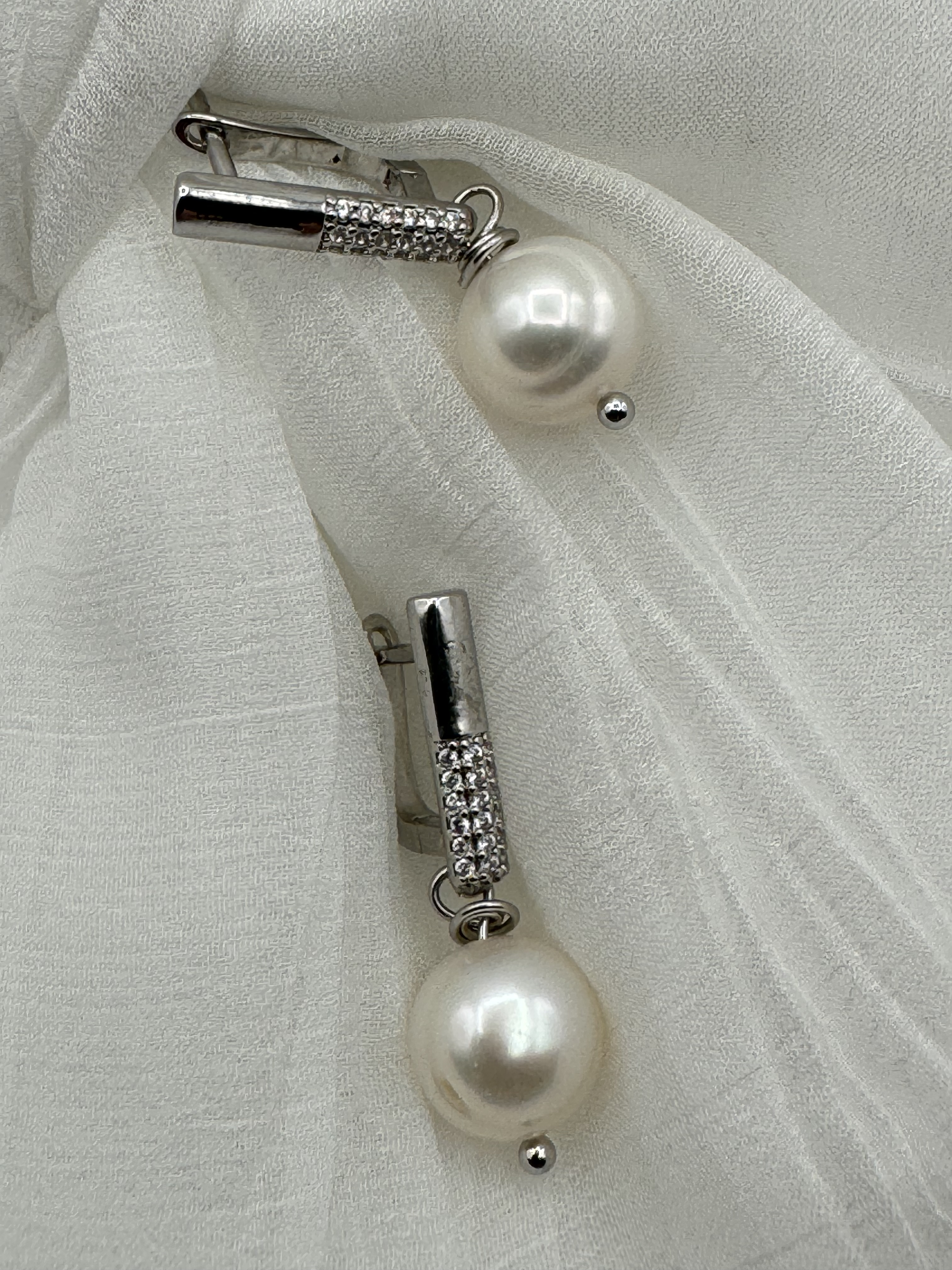 Elegant Pearl Drop Earrings