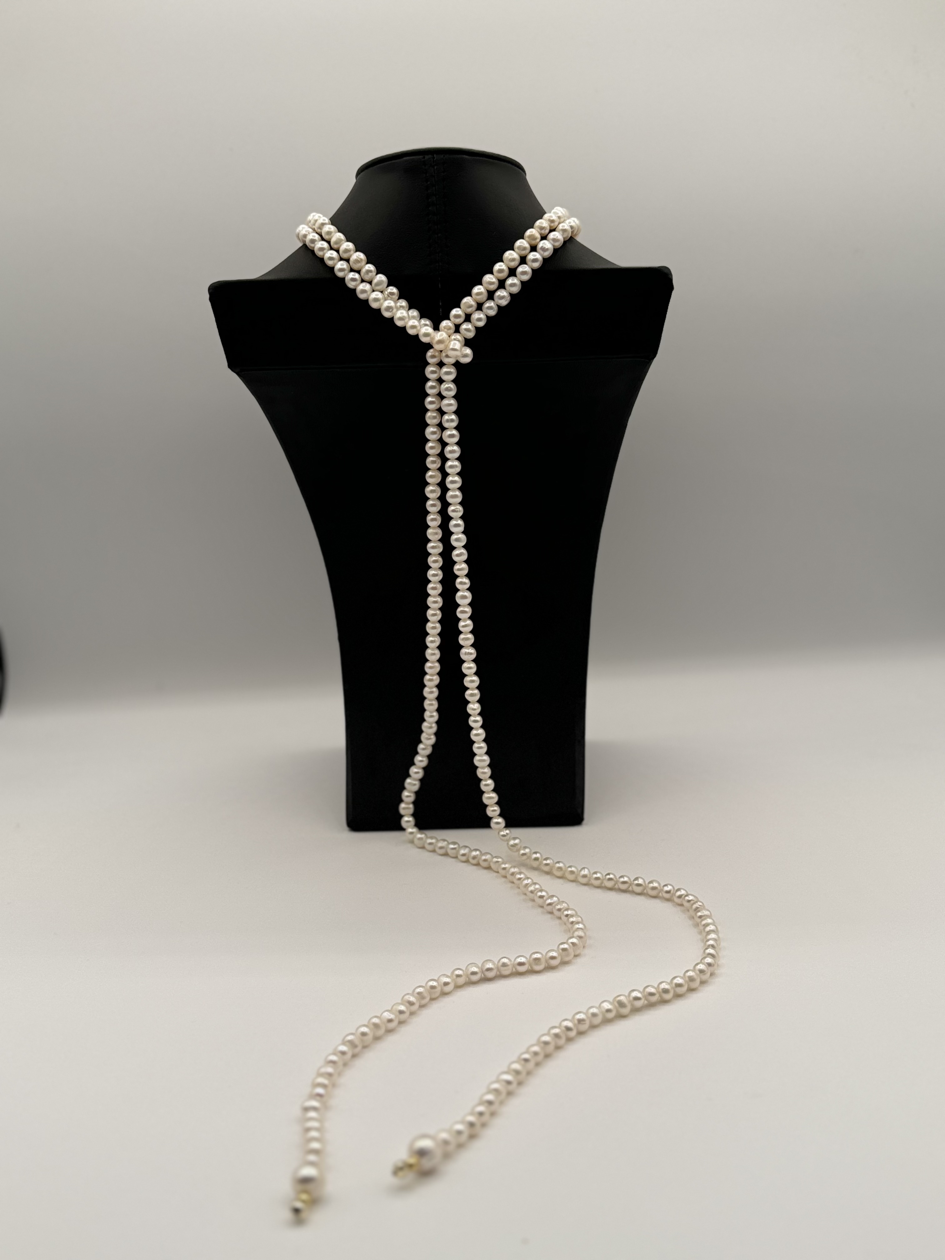 Elegant Pearl Necklace