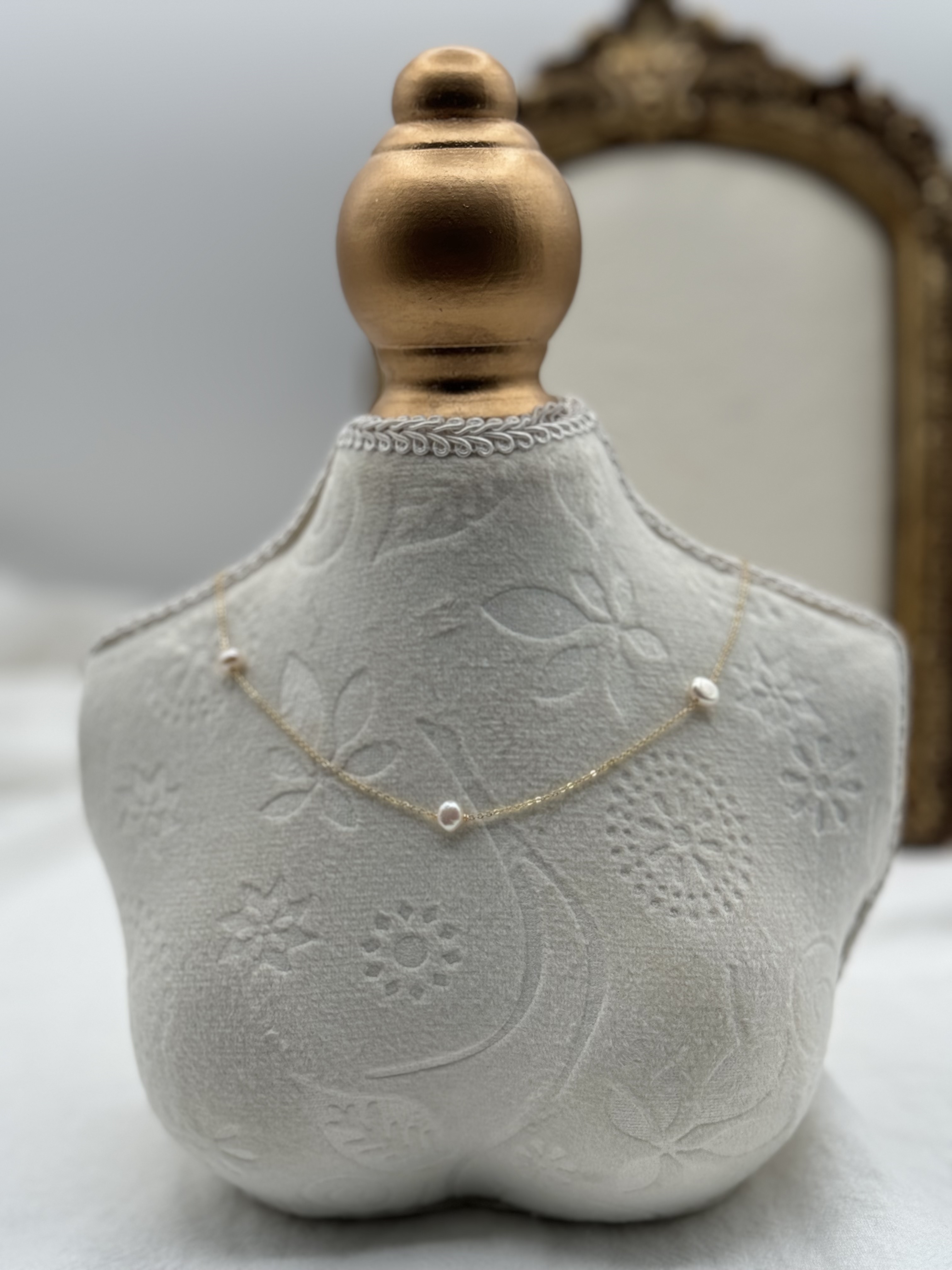 Elegant Pearl Necklace