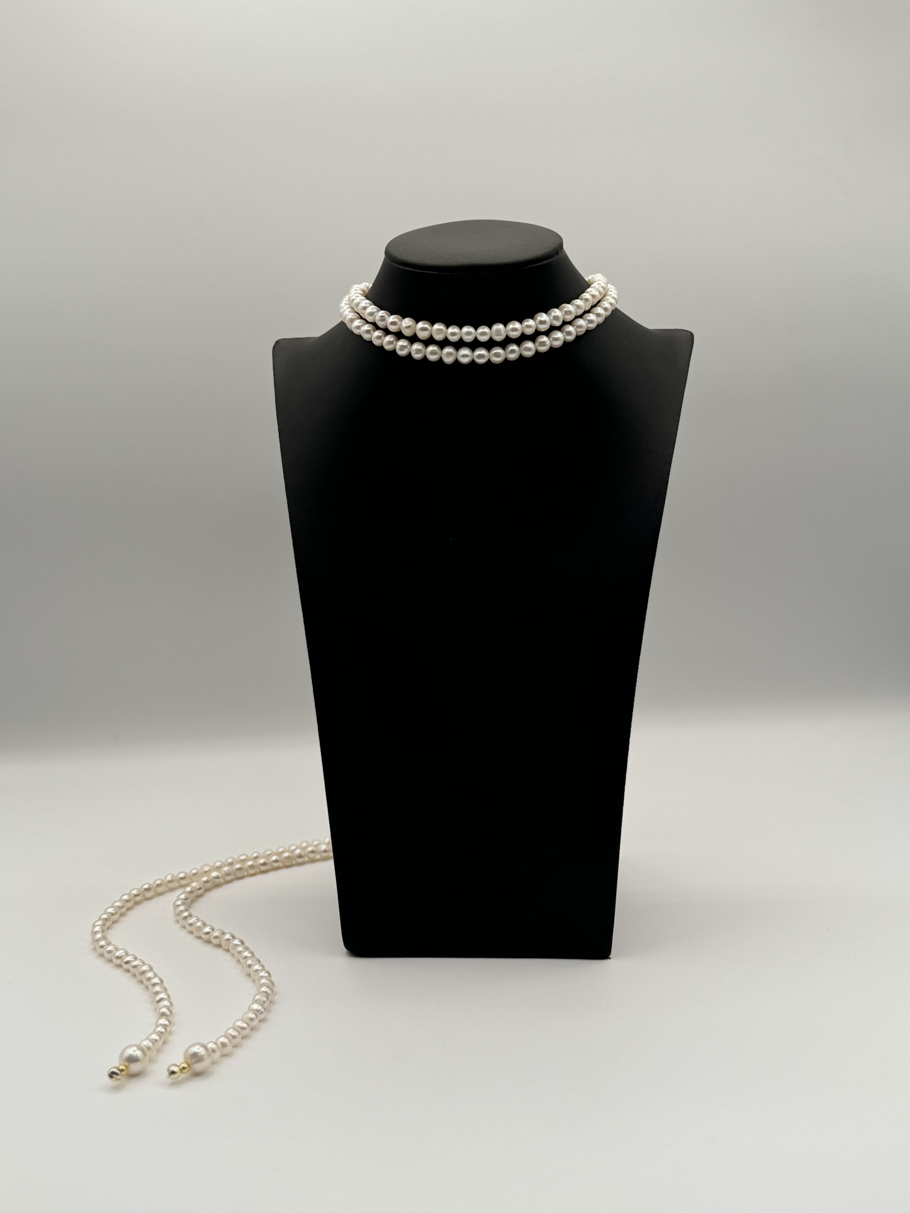 Elegant Pearl Necklace
