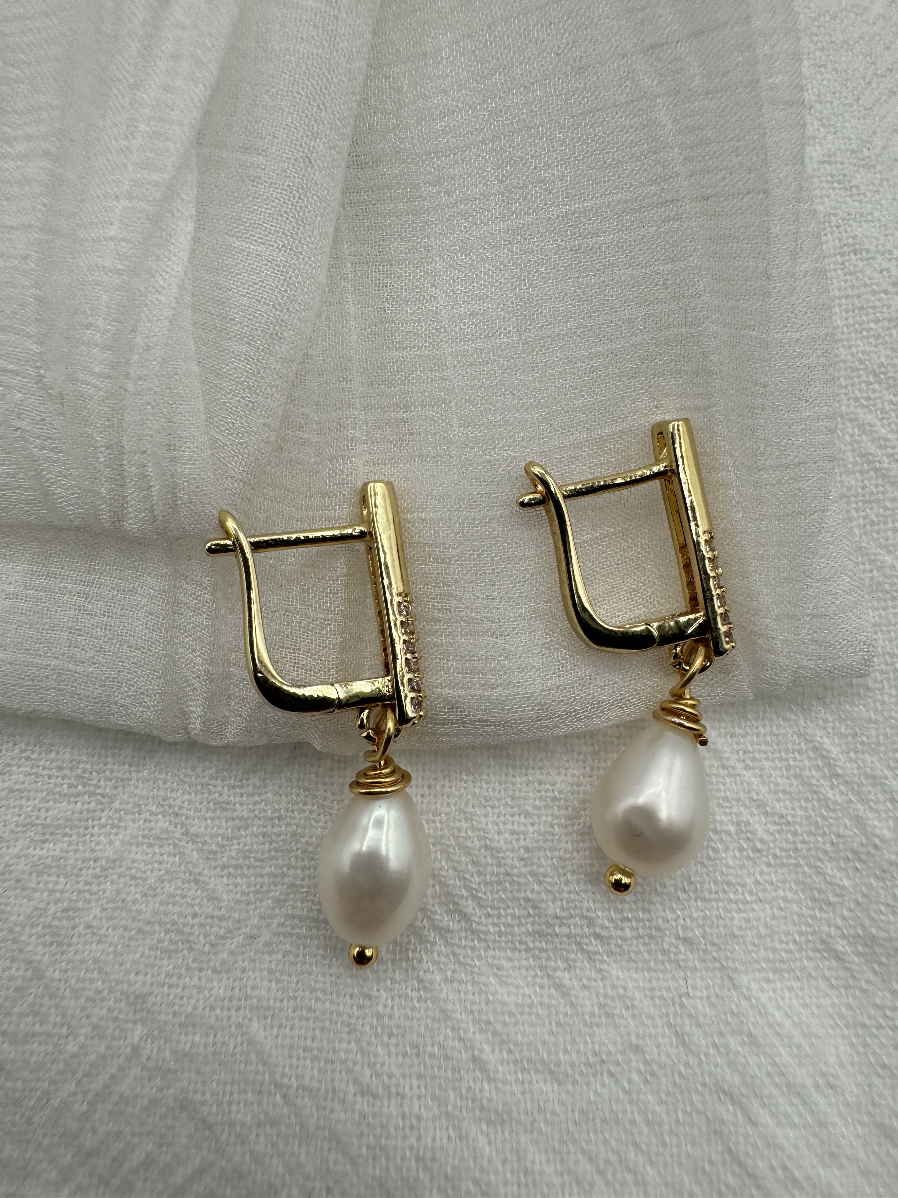 Elegant Pearl Drop Earrings