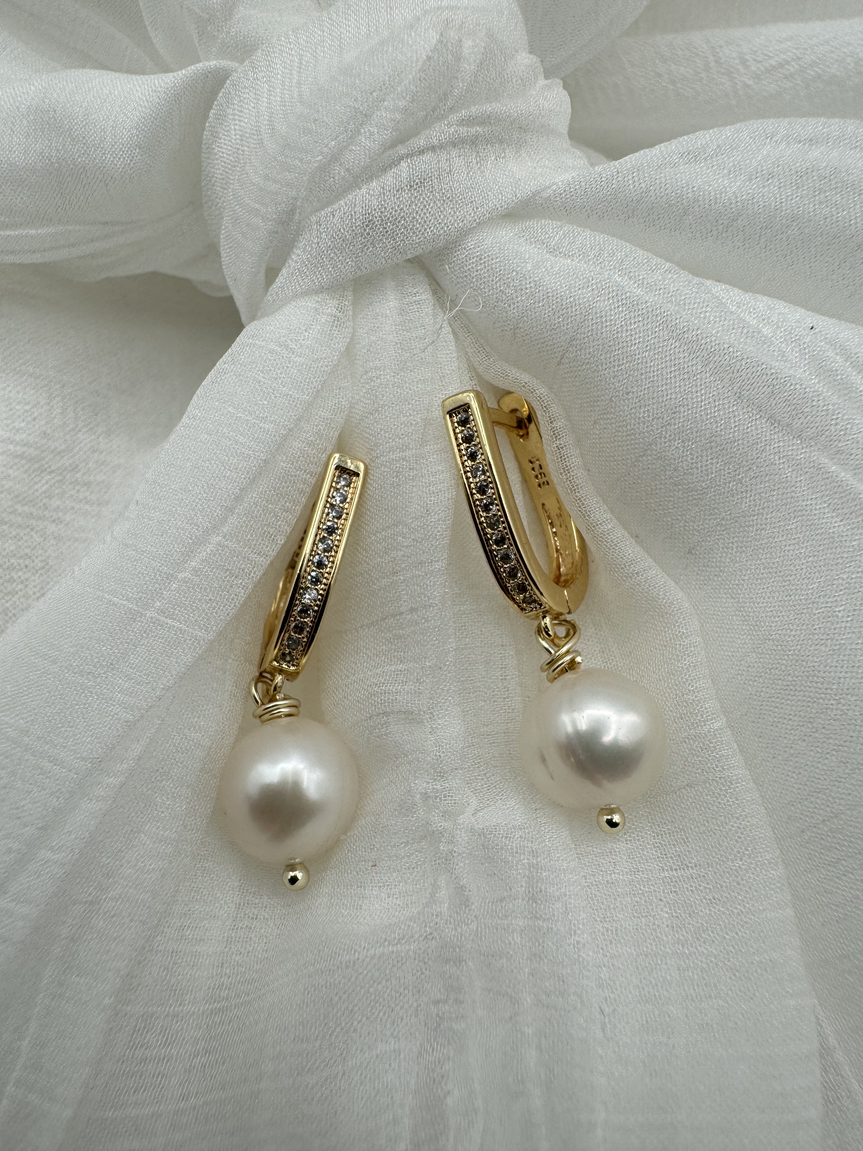 Elegant Pearl and Gold Drop Earrings