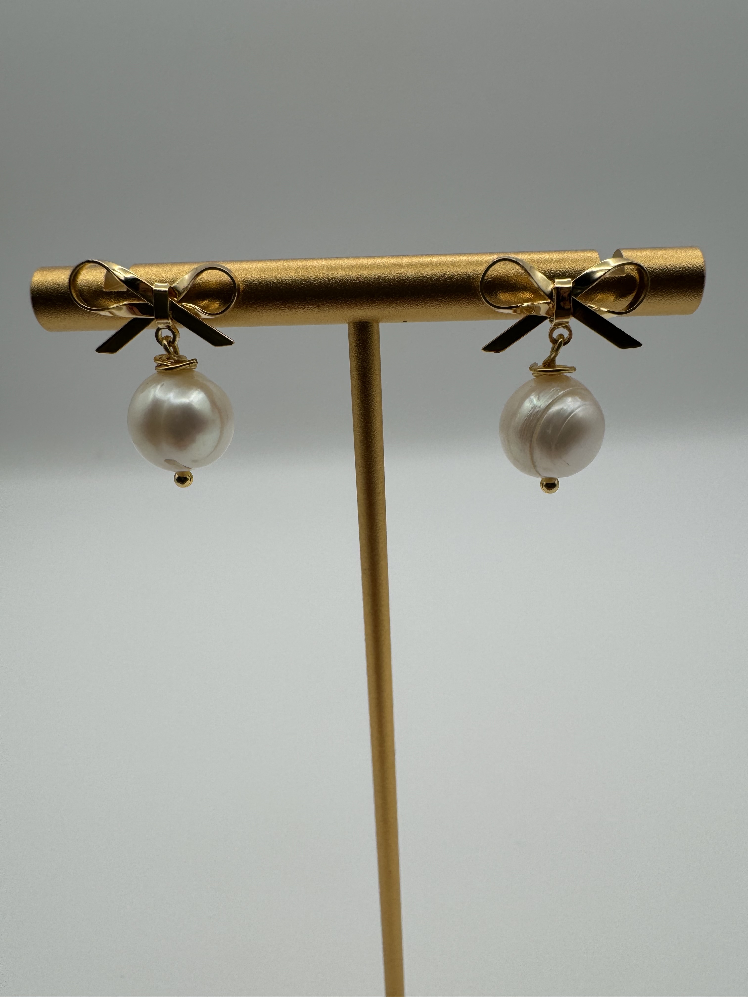Elegant Pearl Drop Earrings