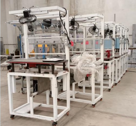 MESAS DE TRABAJO CON AJUSTE DE ALTURA