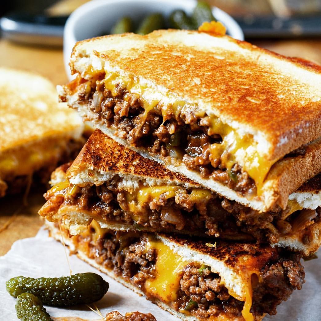 The Big Red Sandwich Box