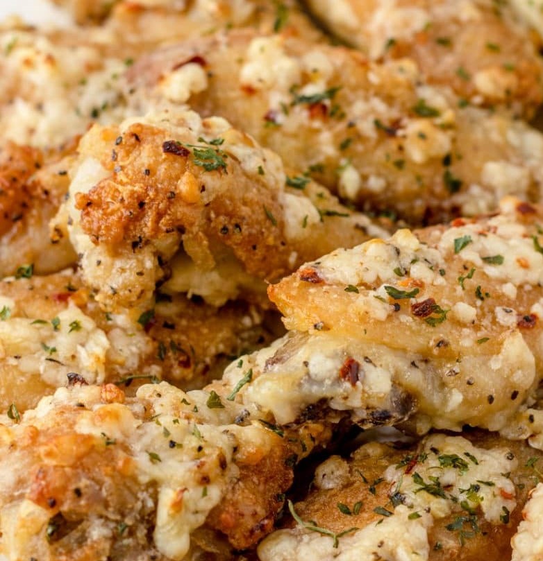 Garlic Butter Parm Wing Box