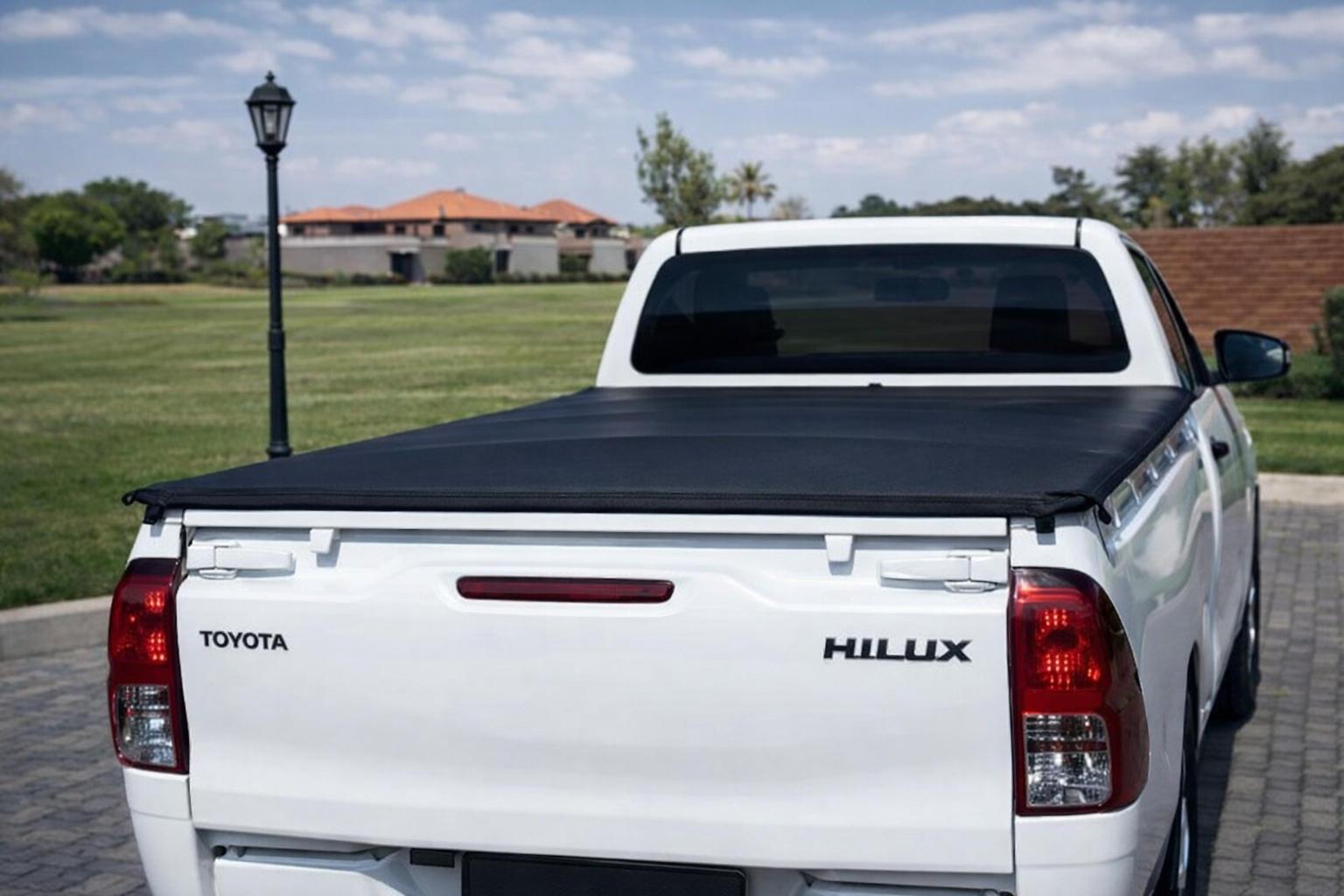 Clip-on + frame: Single cab, Long wheel base