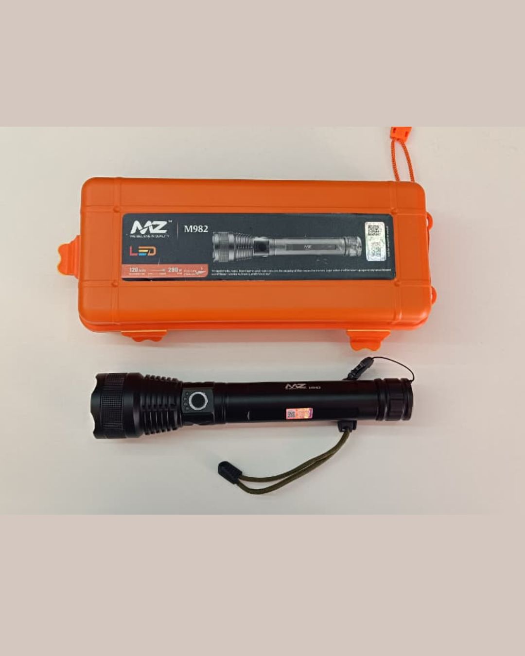 LED Flashlight MZ M982