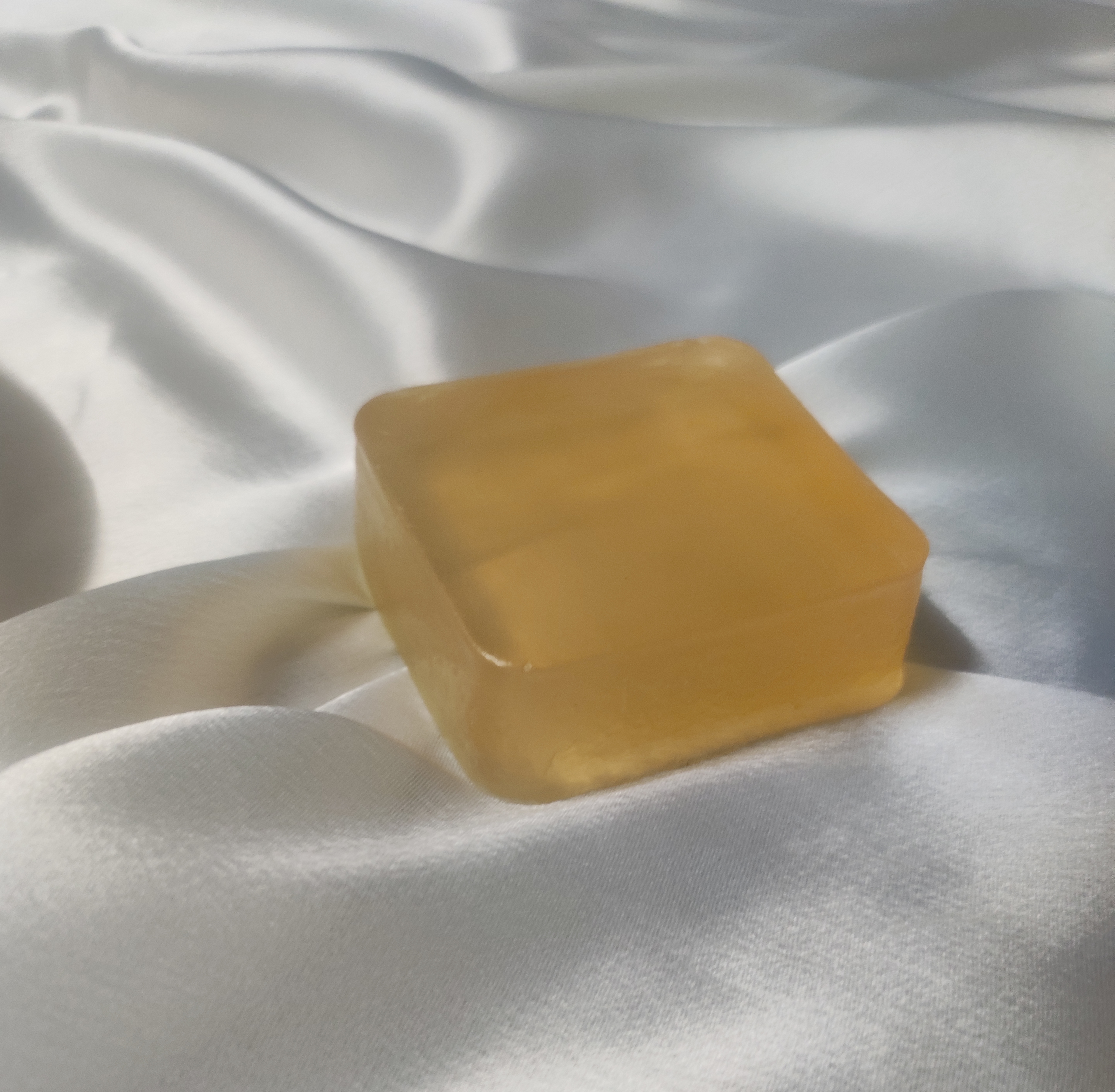 Aurobella luxe bar sulphate free (square) 