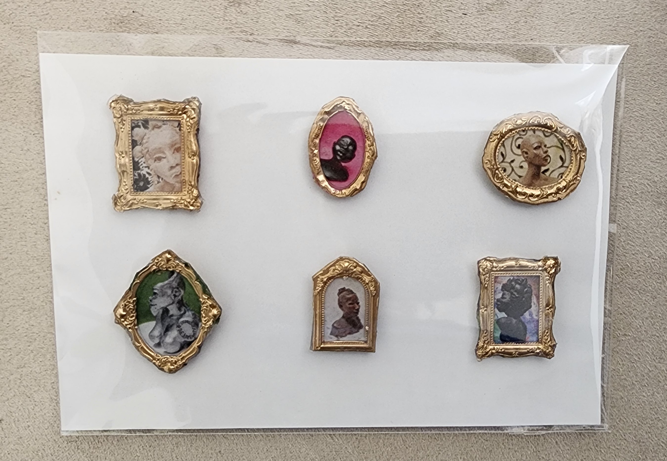 Assorted Sculpture Magnets