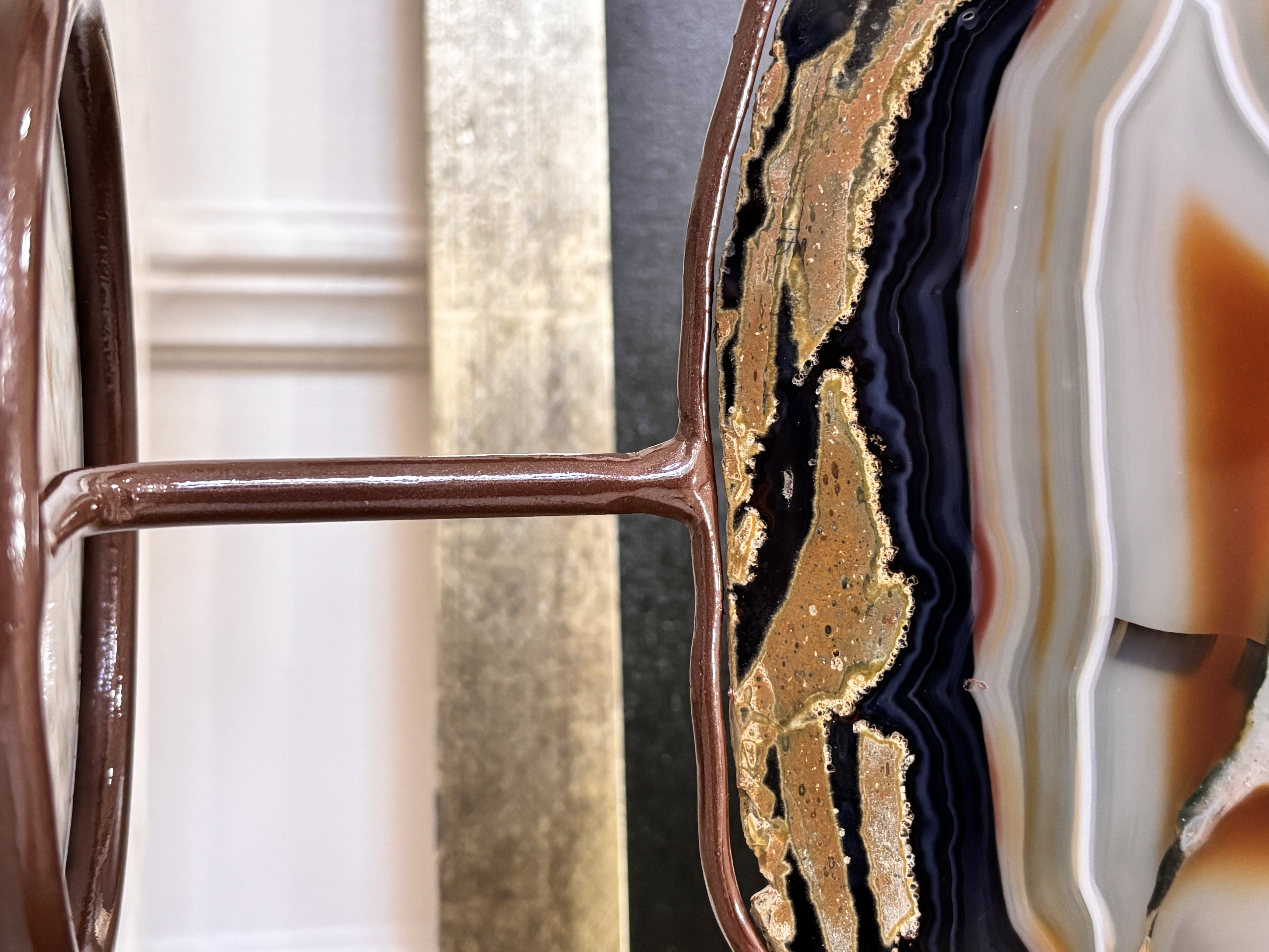 Suporte decorativo com ágata natural